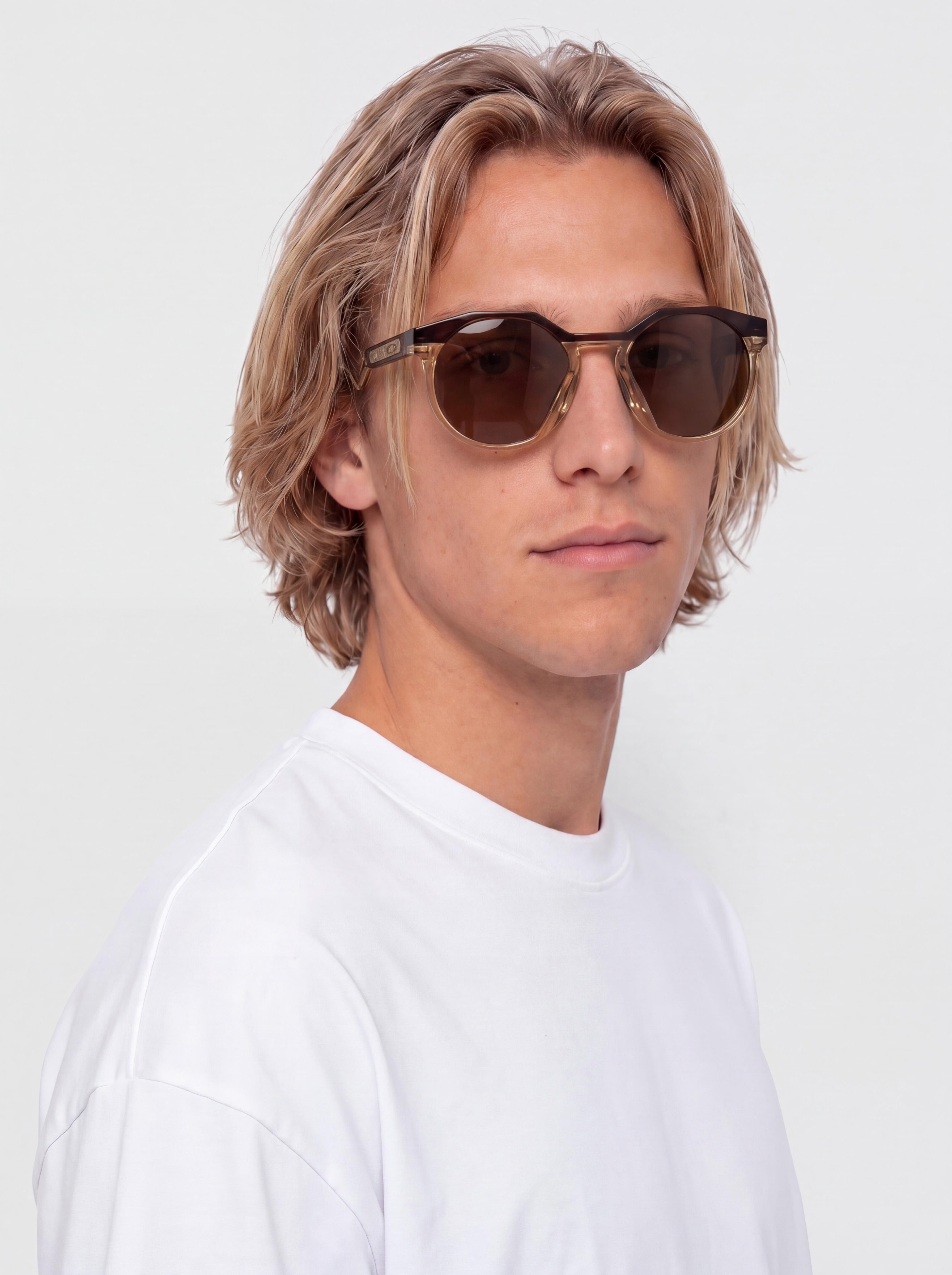Okulary przeciwsłoneczne Oakley Hstn