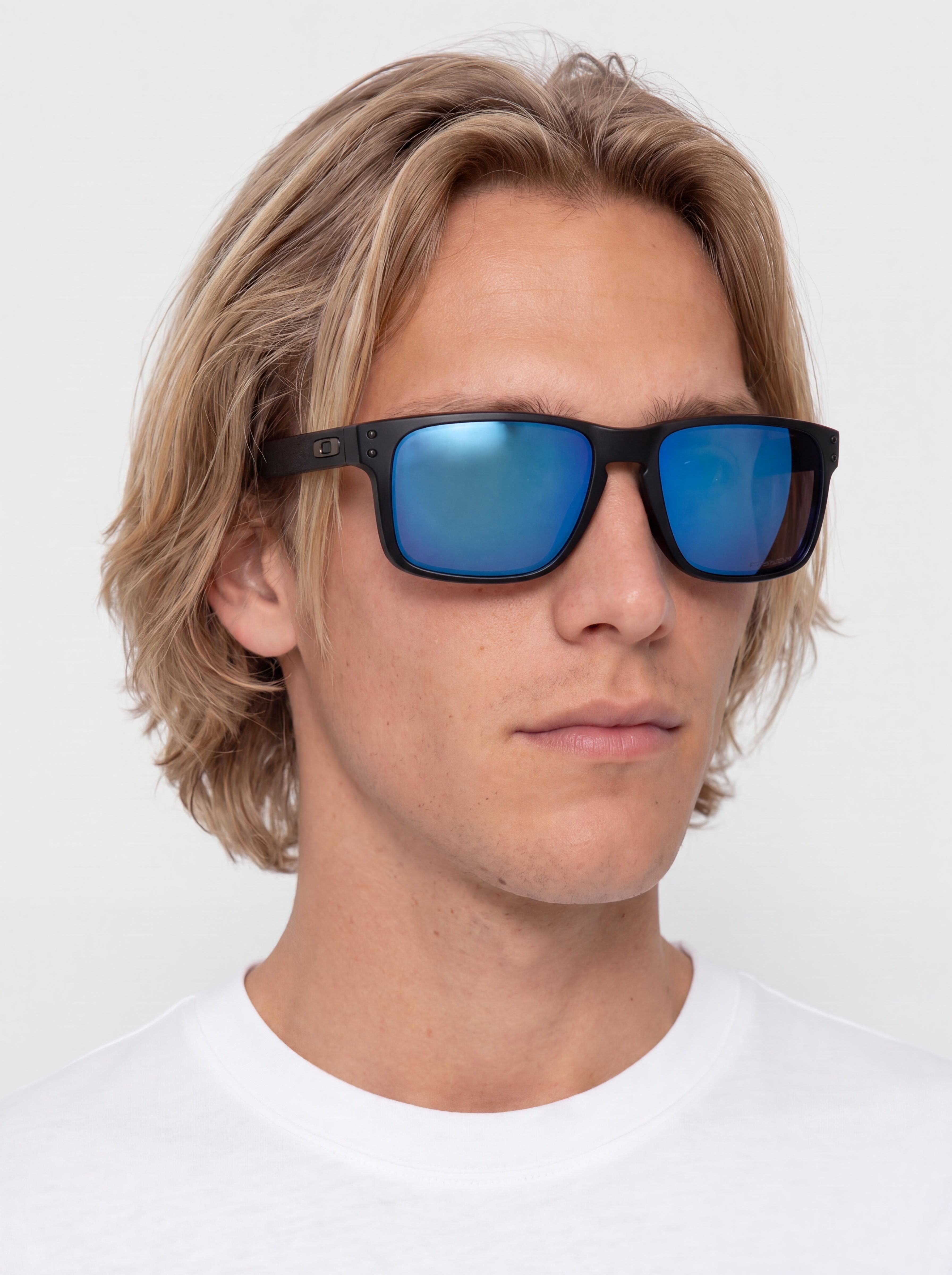 Okulary przeciwsu0142oneczne Oakley Holbrook XL (matte black/prizm sapphr irid polar)
