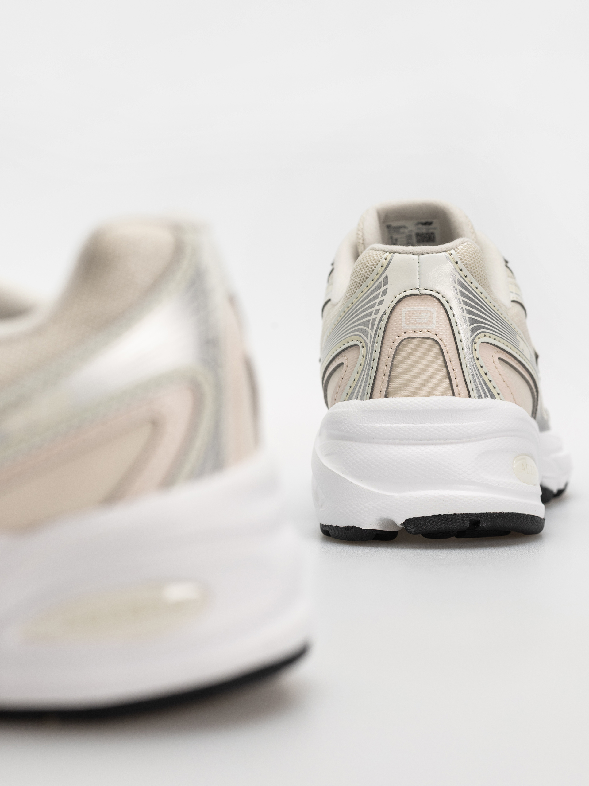 Buty New Balance 740 JR (turtledove/linen)