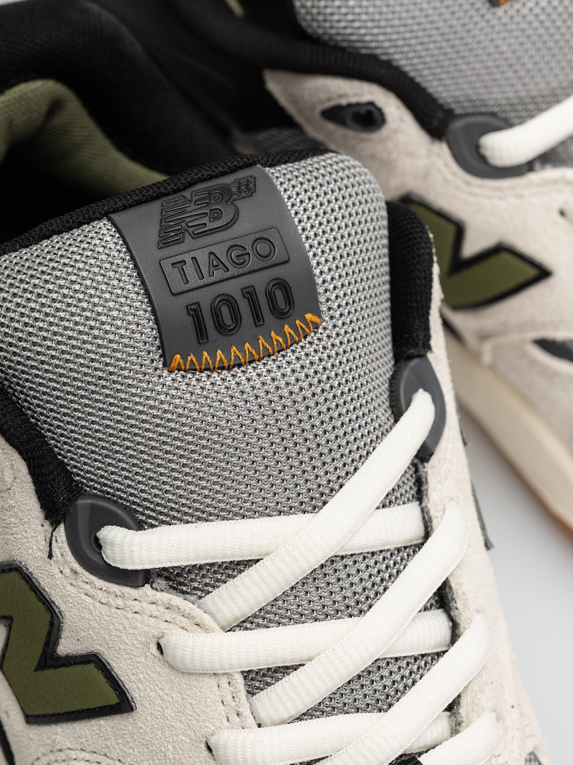 Buty New Balance 1010 (sea salt/dark olivine)