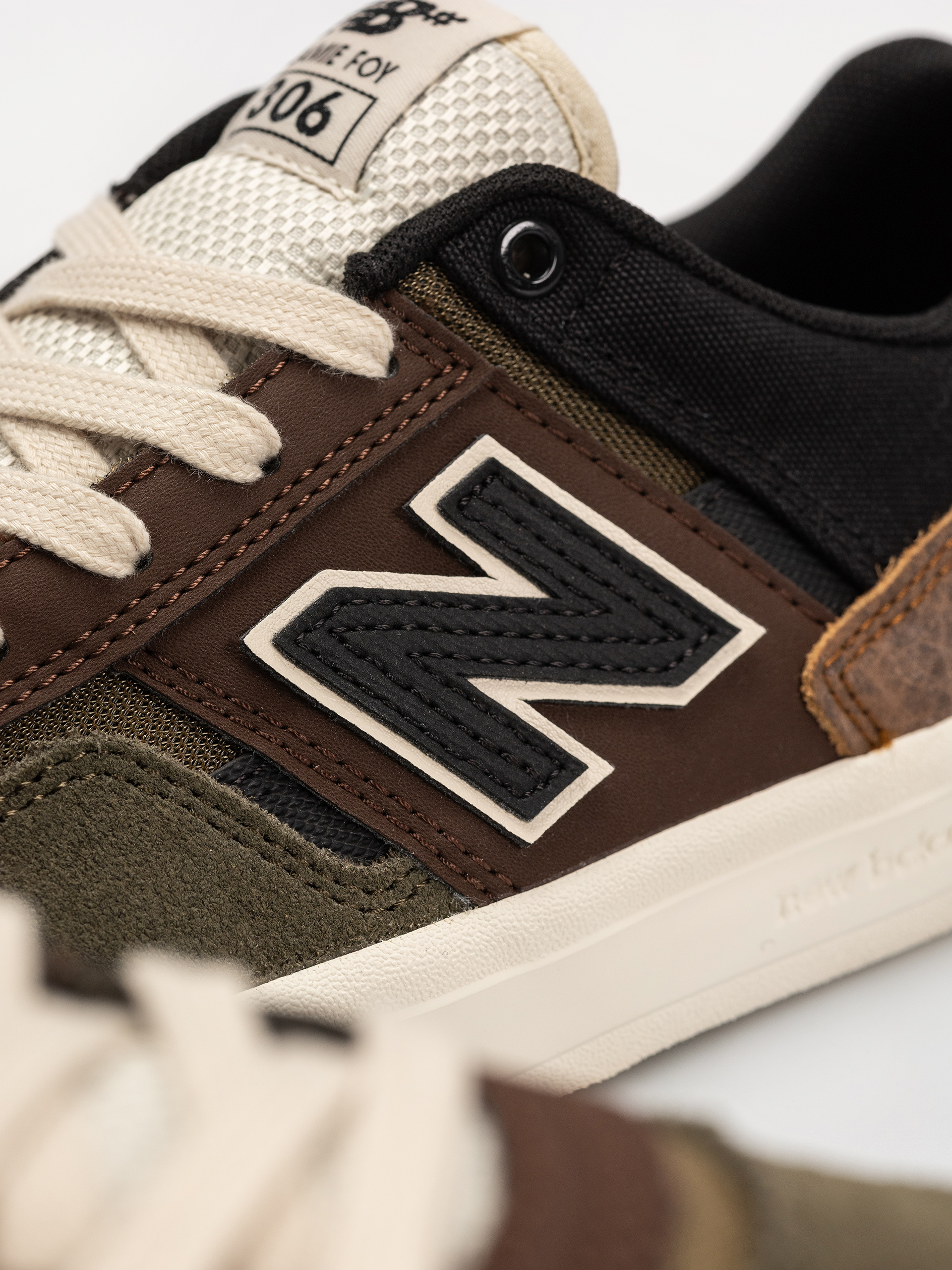 Buty New Balance 306 (pumpernickel/black)