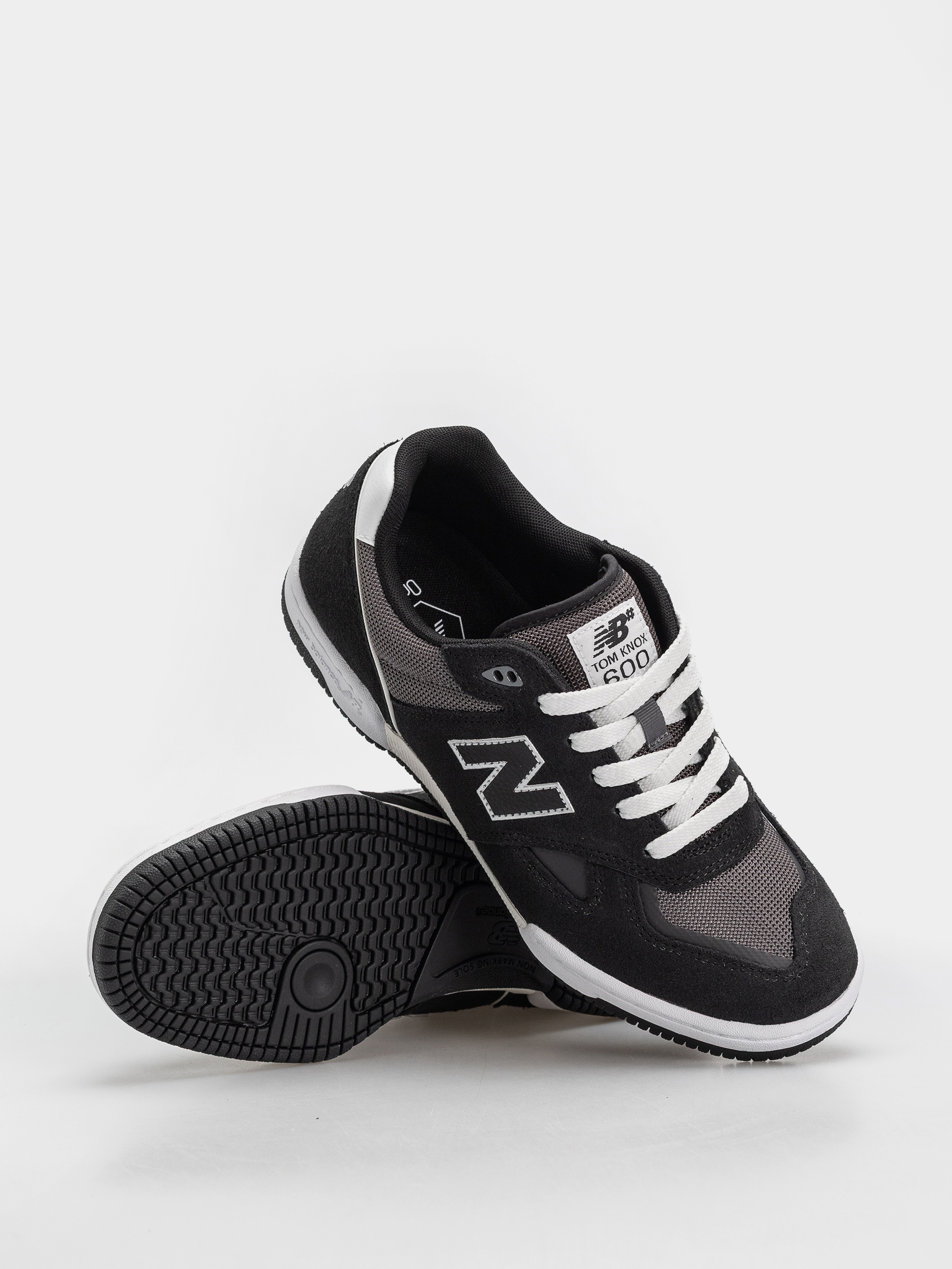Buty New Balance 600 (black/castlerock)