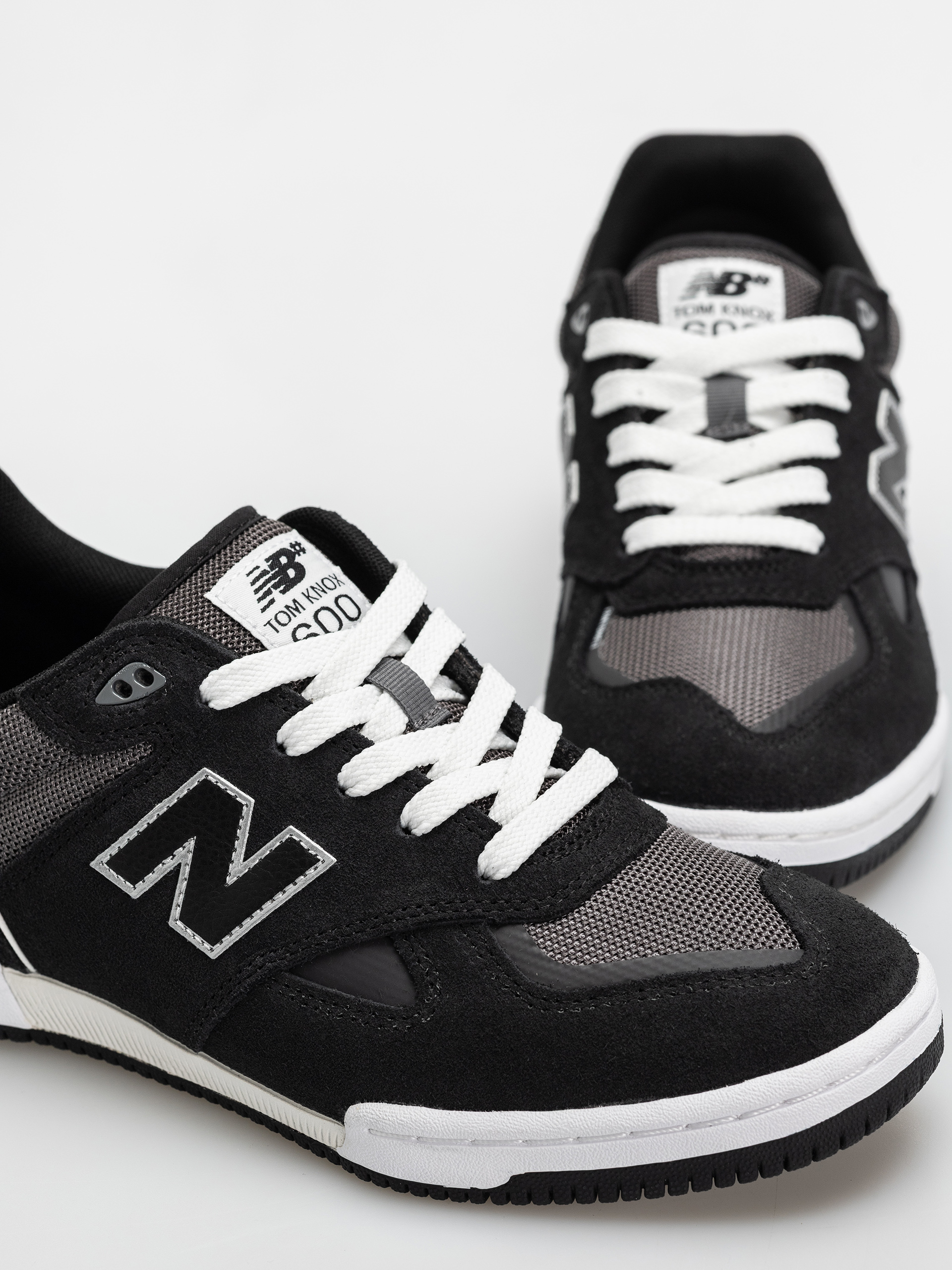 Buty New Balance 600 (black/castlerock)
