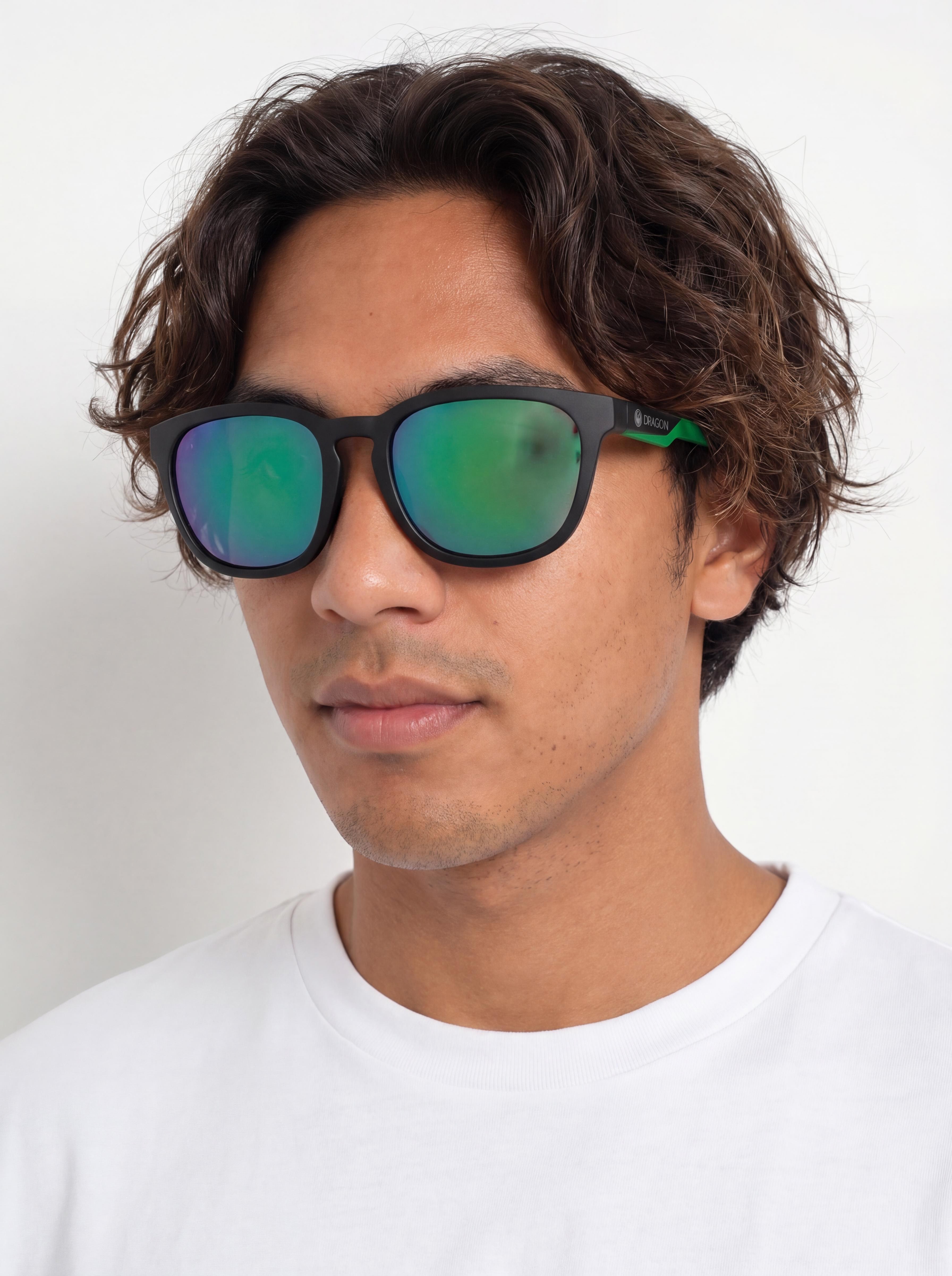 Okulary przeciwsłoneczne Dragon Dune (matte black h2o/lumalens green ion polar)