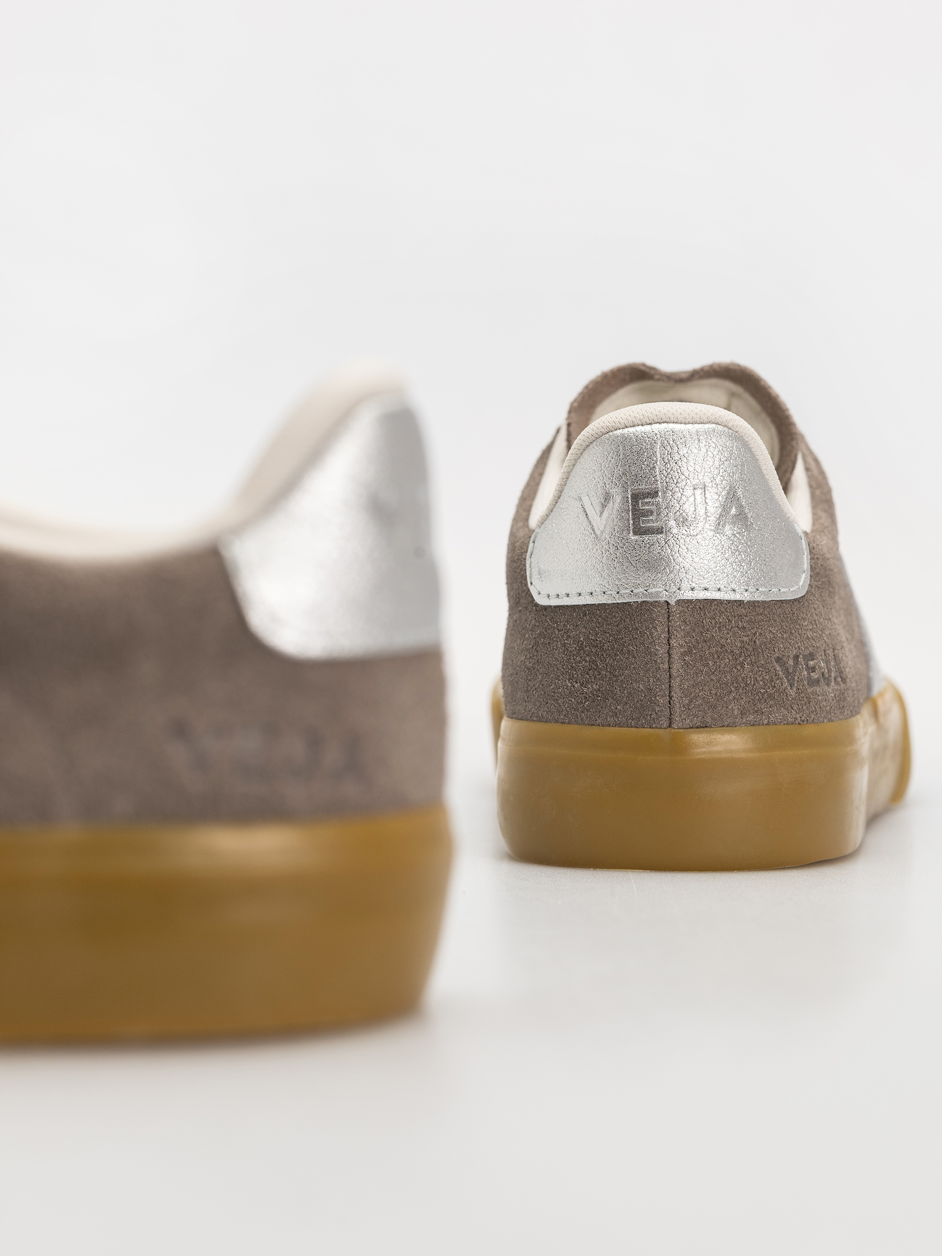 Buty Veja Campo Wmn (moonrock silver natural)