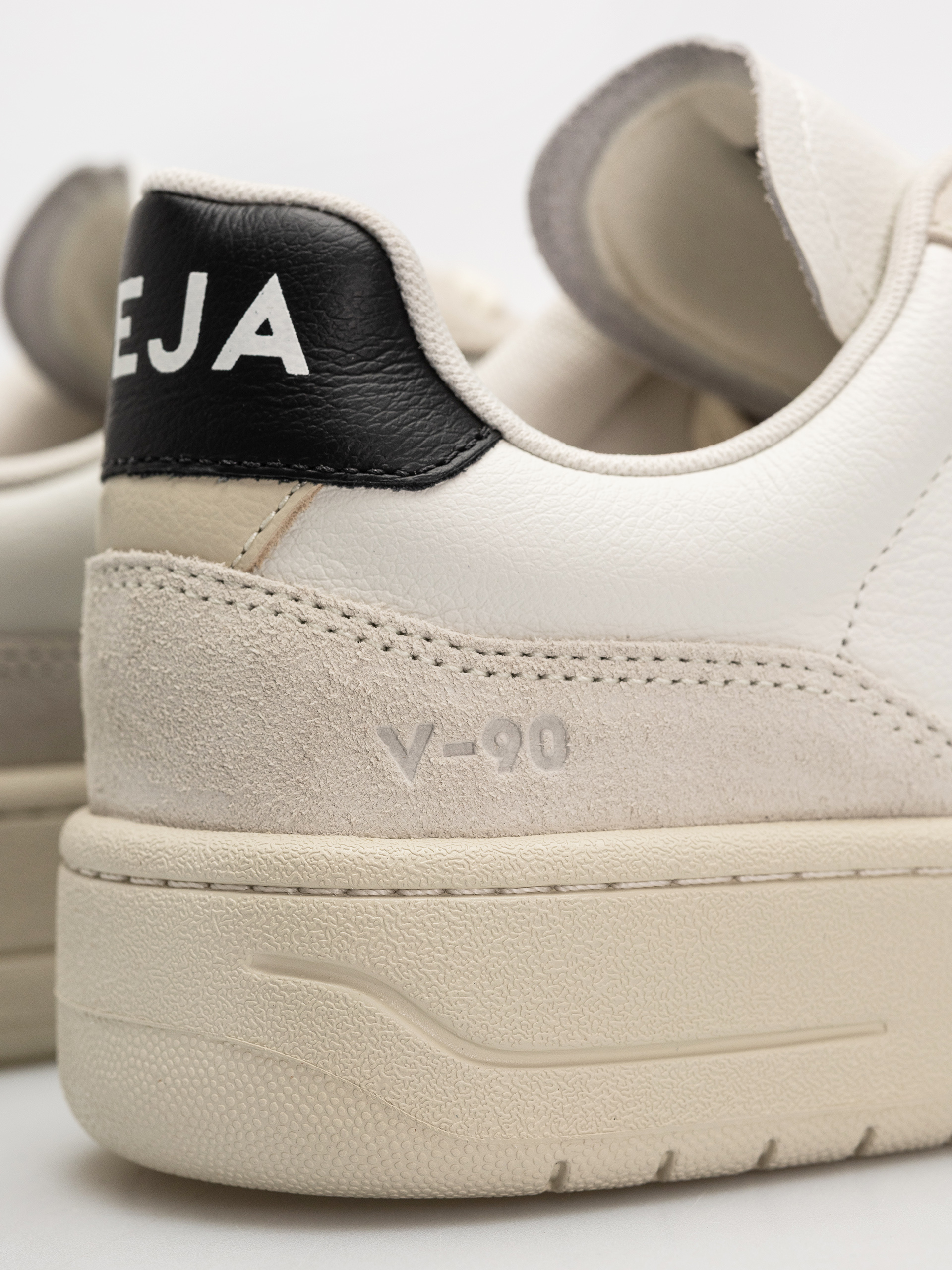 Buty Veja V 90 (white black)