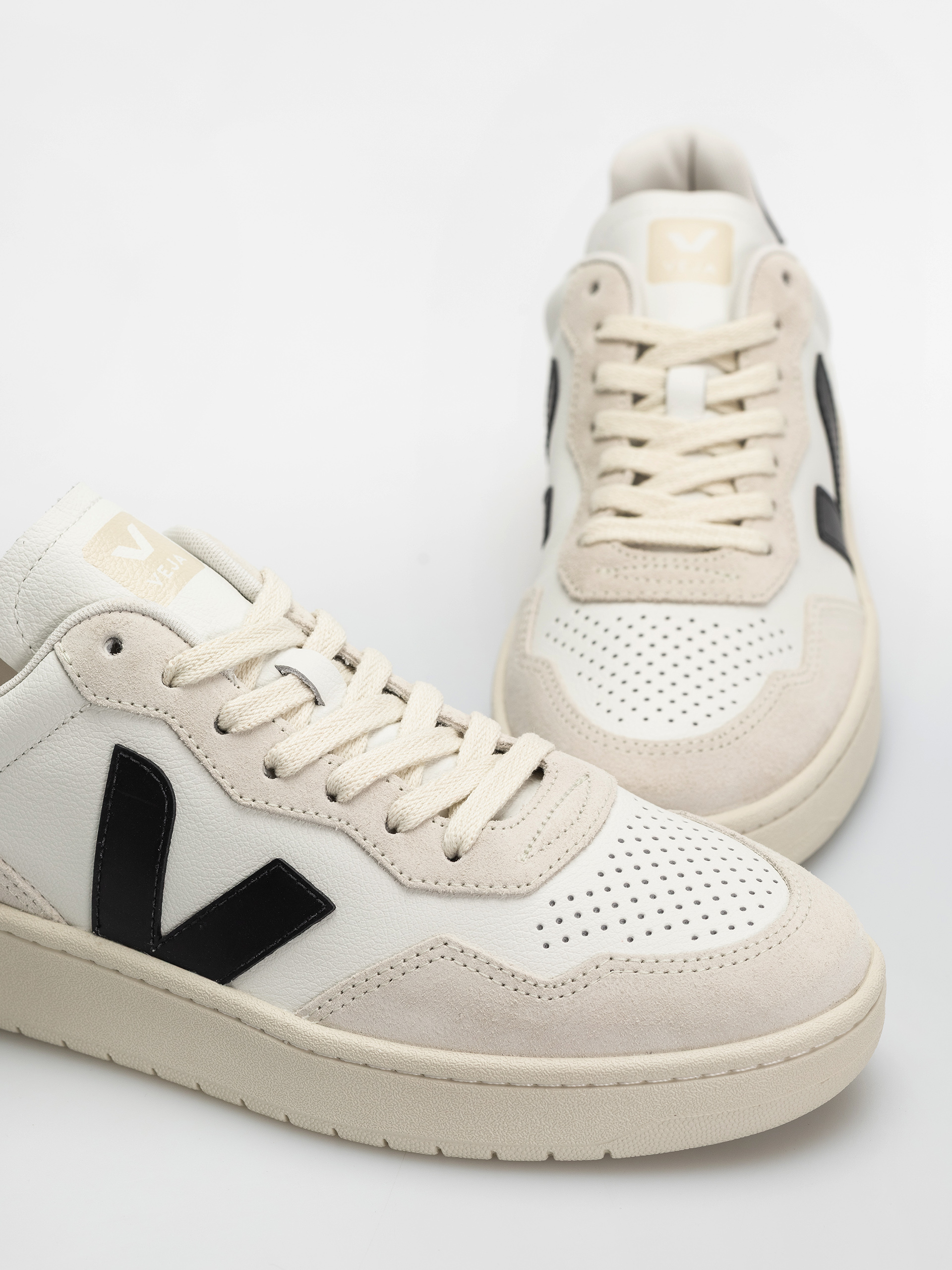 Buty Veja V 90 (white black)