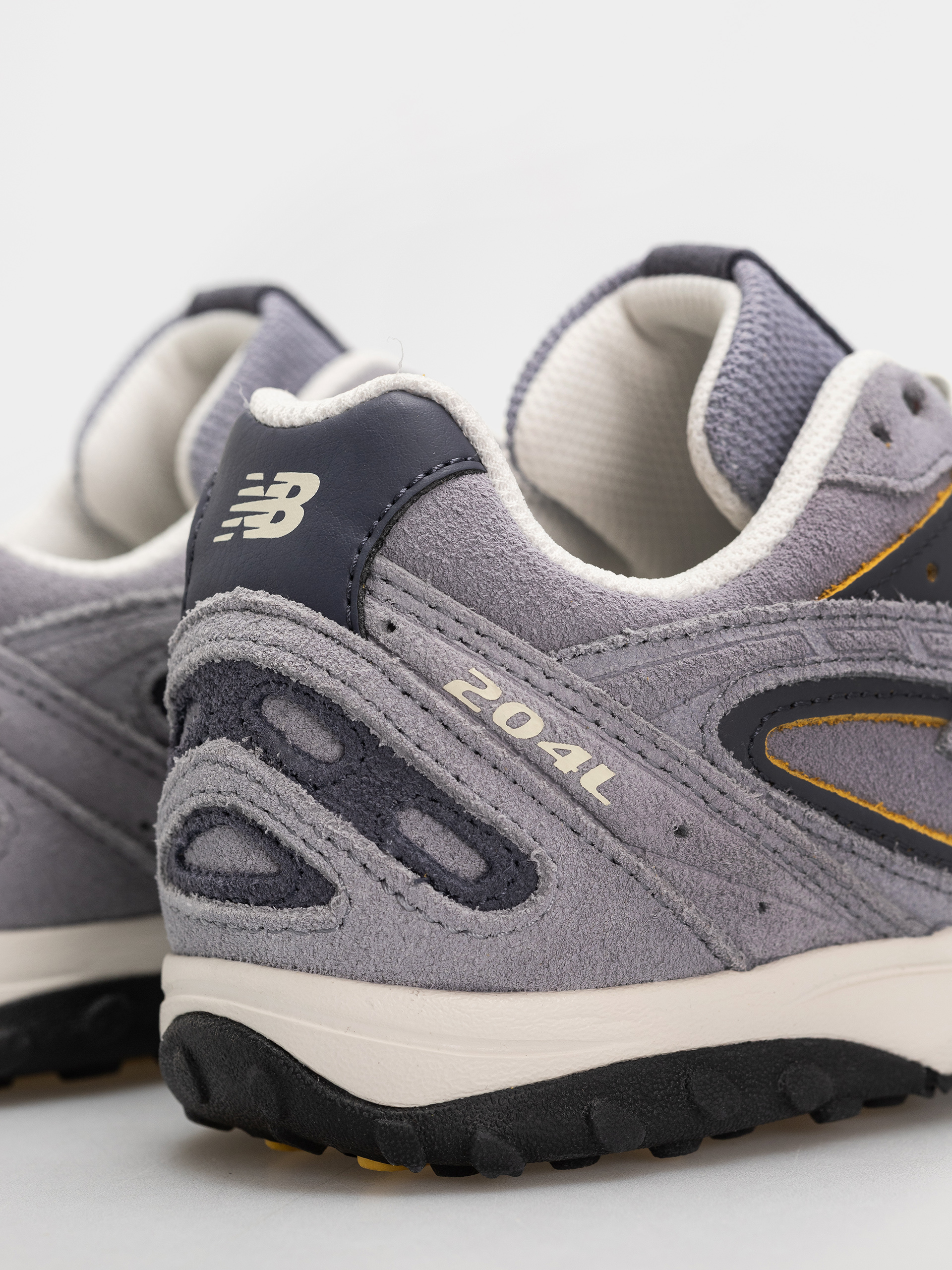 Buty New Balance 204L (digital mist/meteorite/light mars yellow)