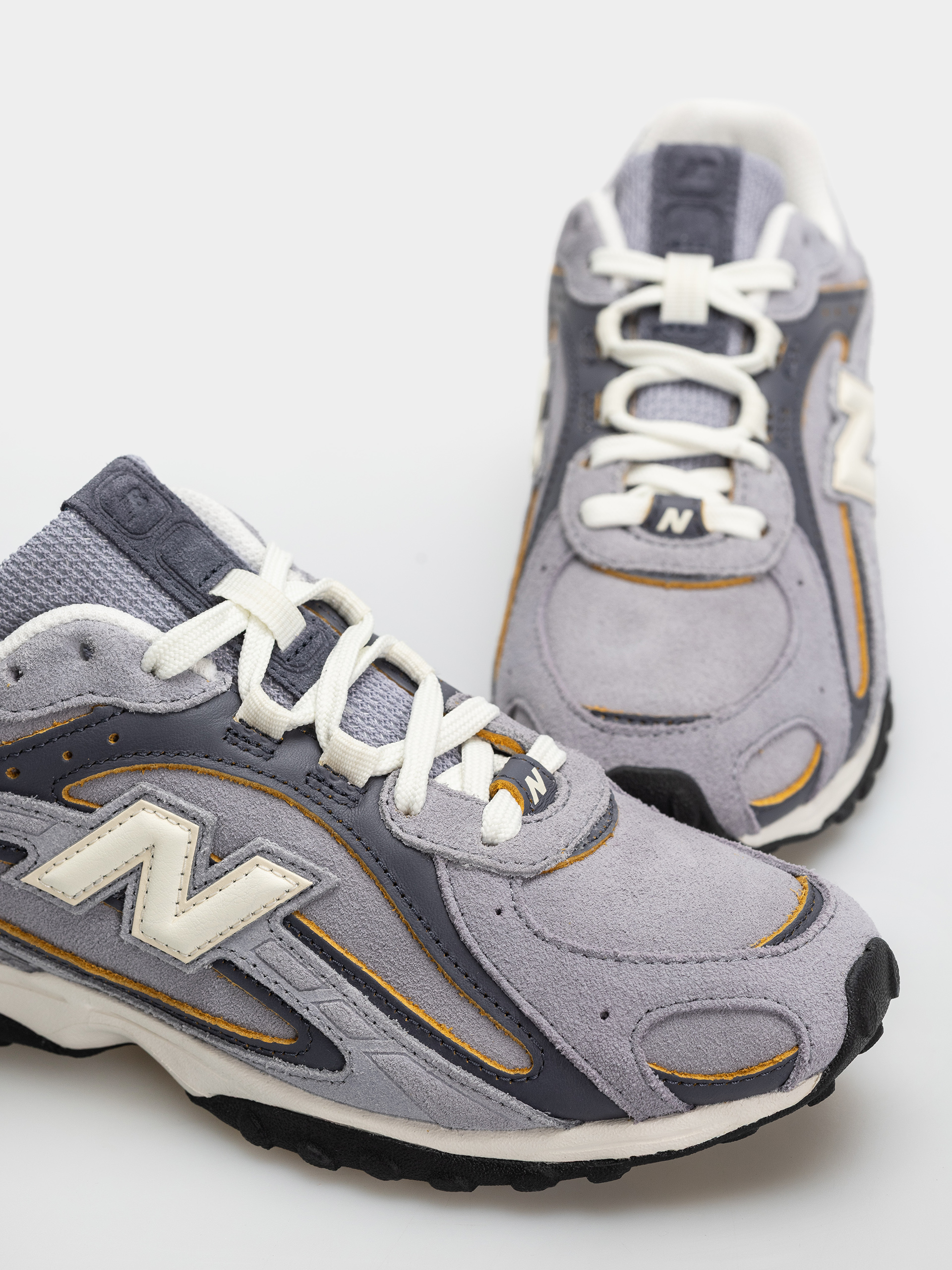 Buty New Balance 204L (digital mist/meteorite/light mars yellow)