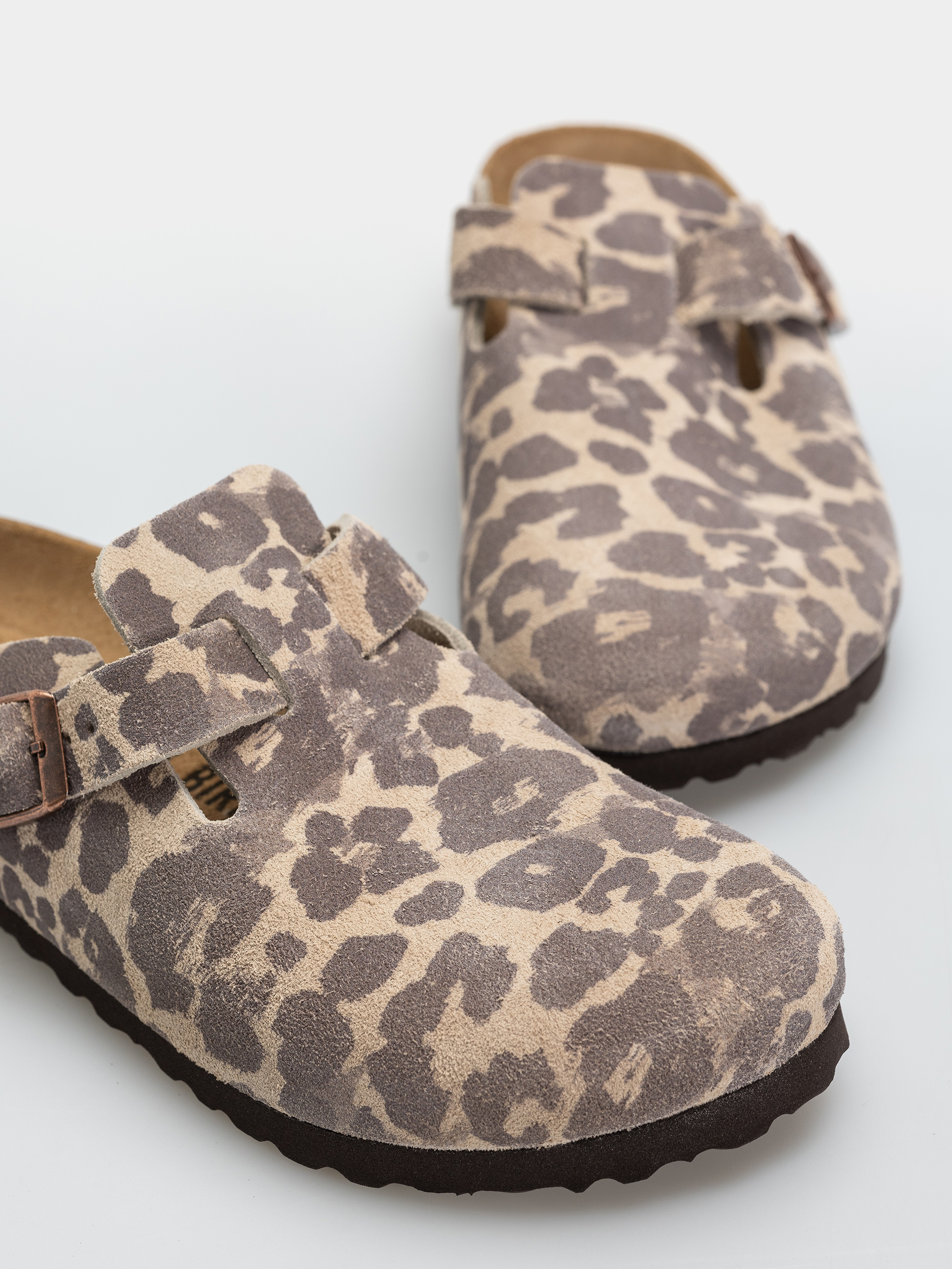 Klapki Birkenstock Boston Suede Leather Narrow (leo sandcastle)