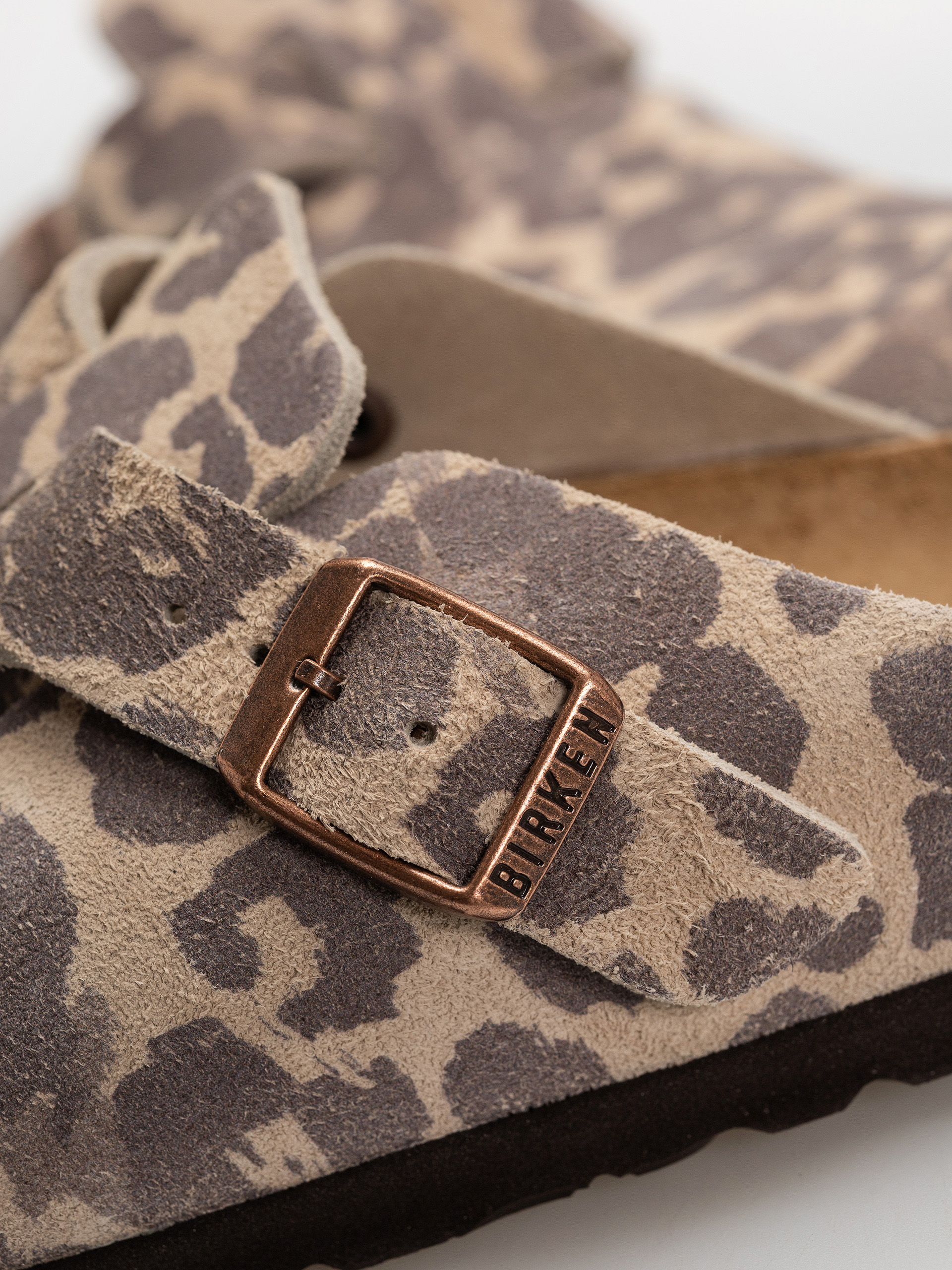 Klapki Birkenstock Boston Suede Leather Narrow (leo sandcastle)