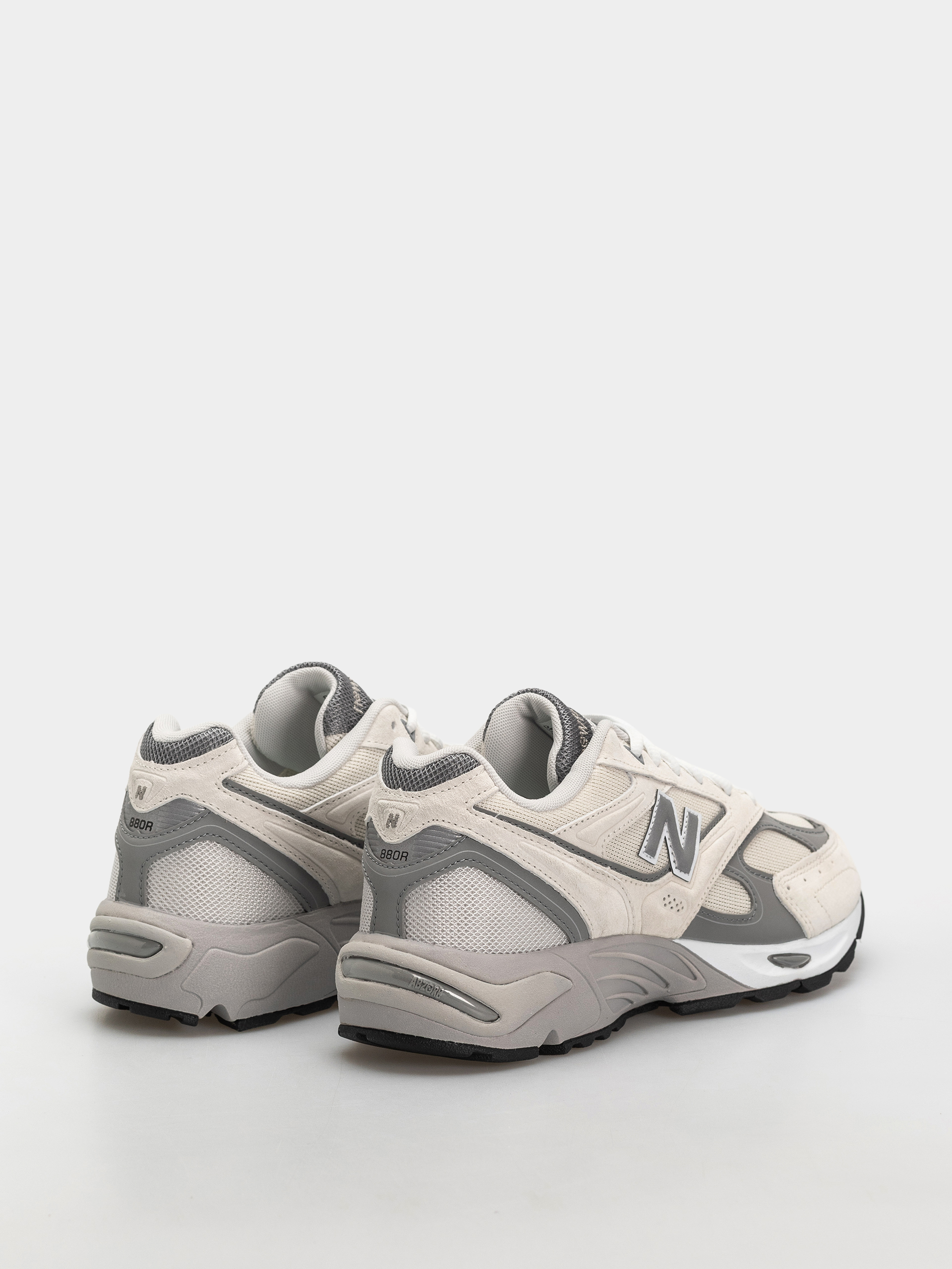 Buty New Balance 880R (sea salt/slate grey)