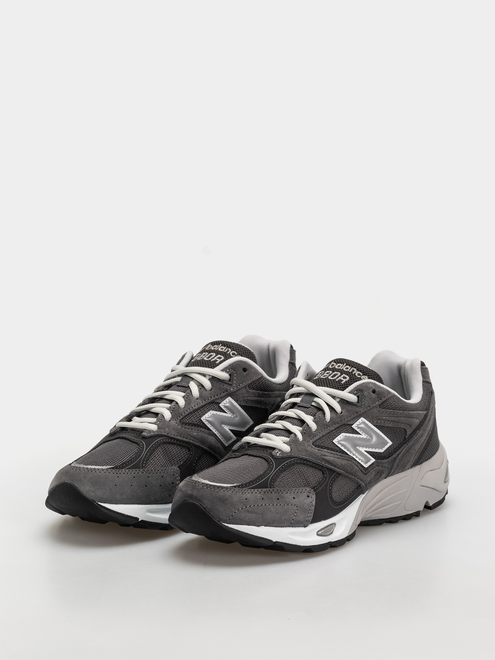 Buty New Balance 880R (slate grey/magnet)