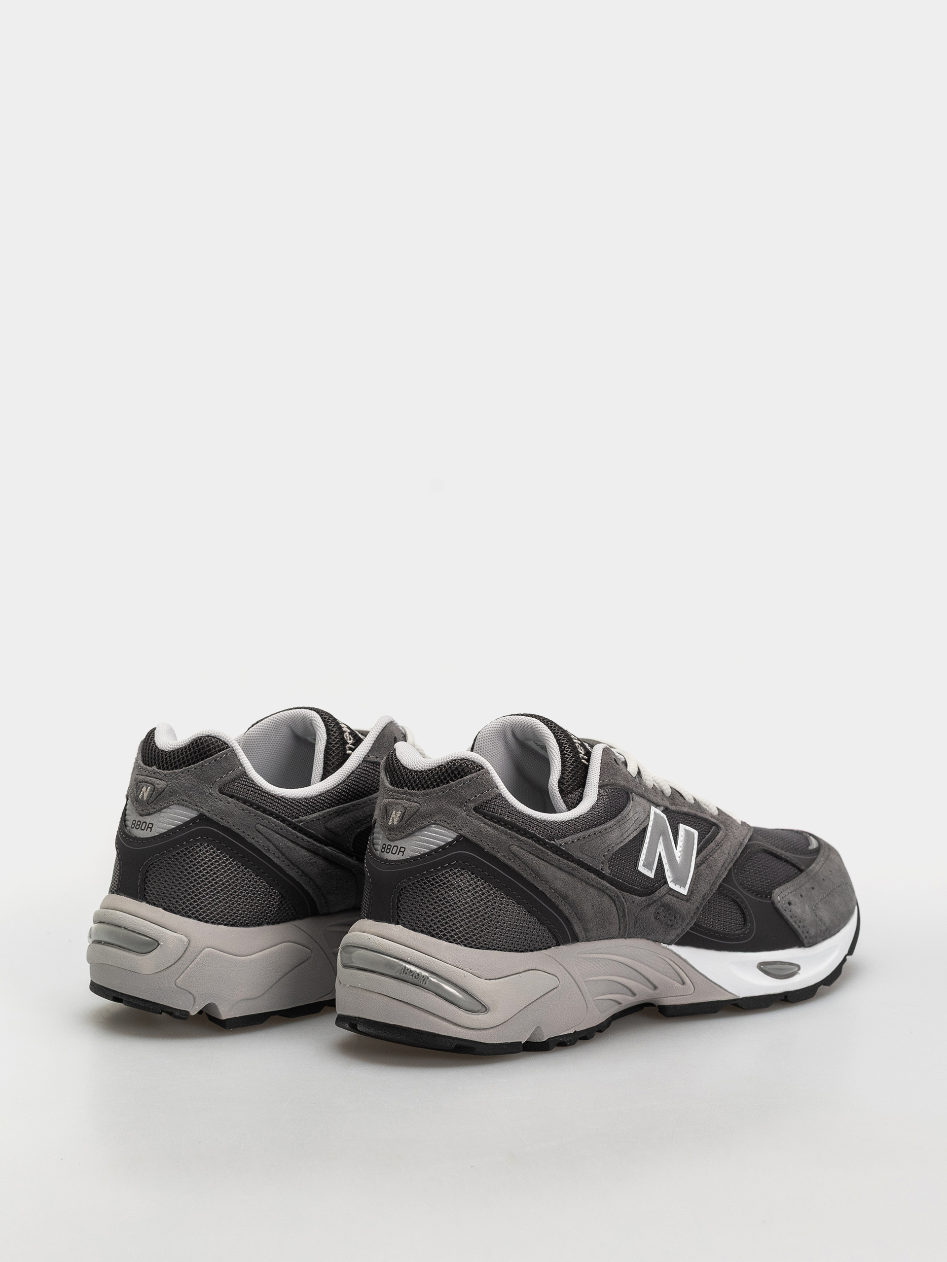 Buty New Balance 880R (slate grey/magnet)