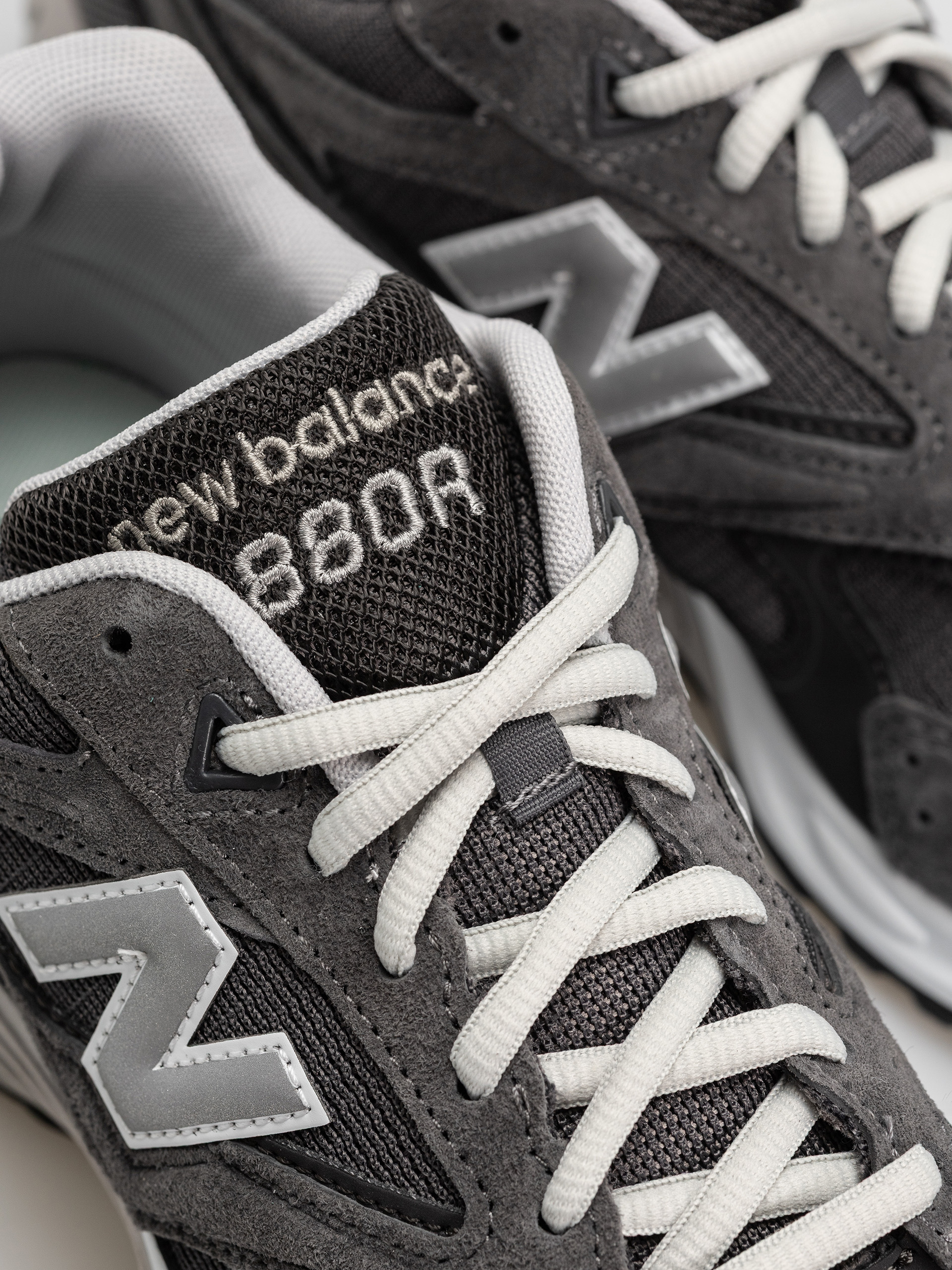 Buty New Balance 880R (slate grey/magnet)