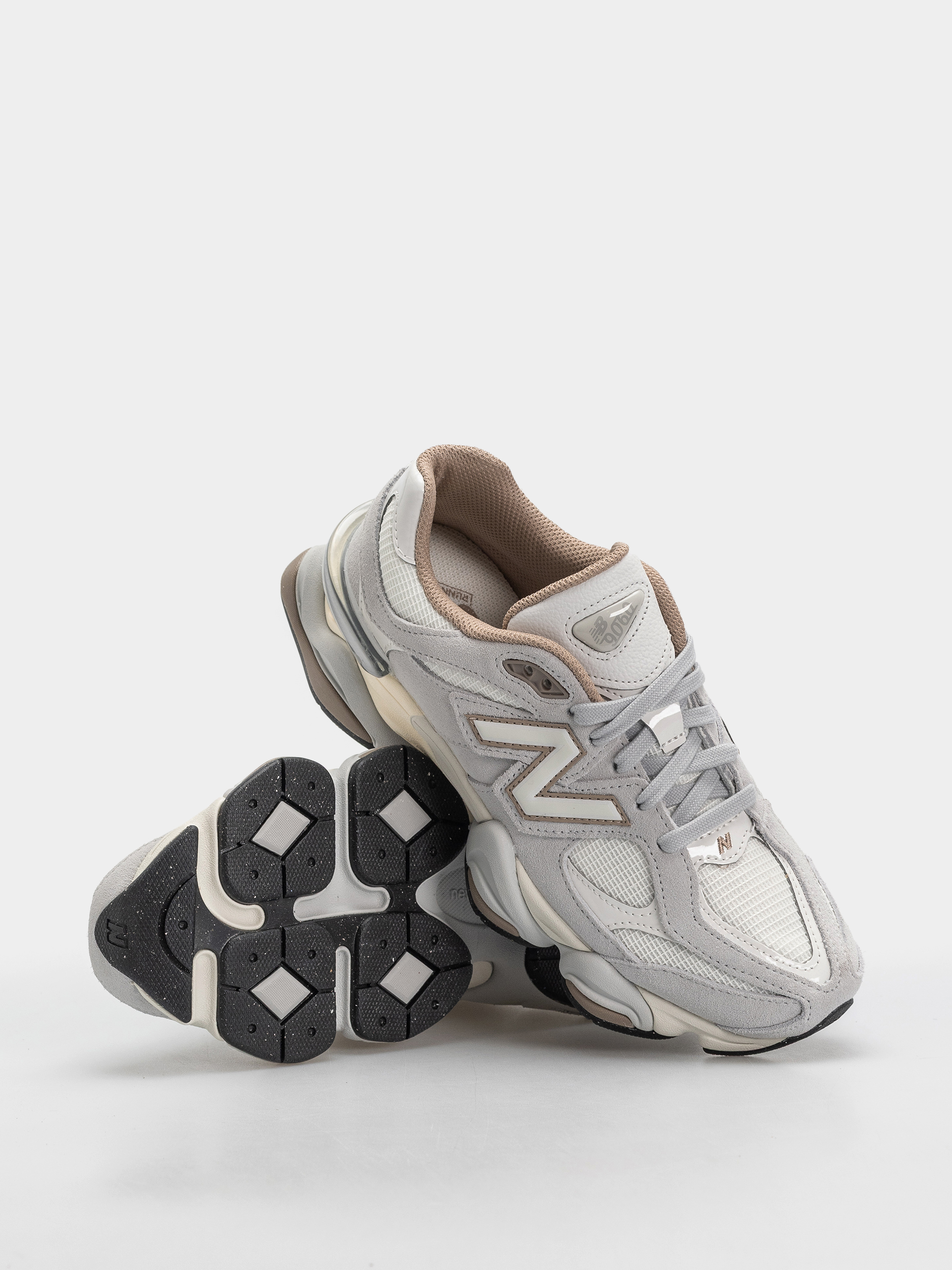 Buty New Balance 9060 (driftwood/sea salt)