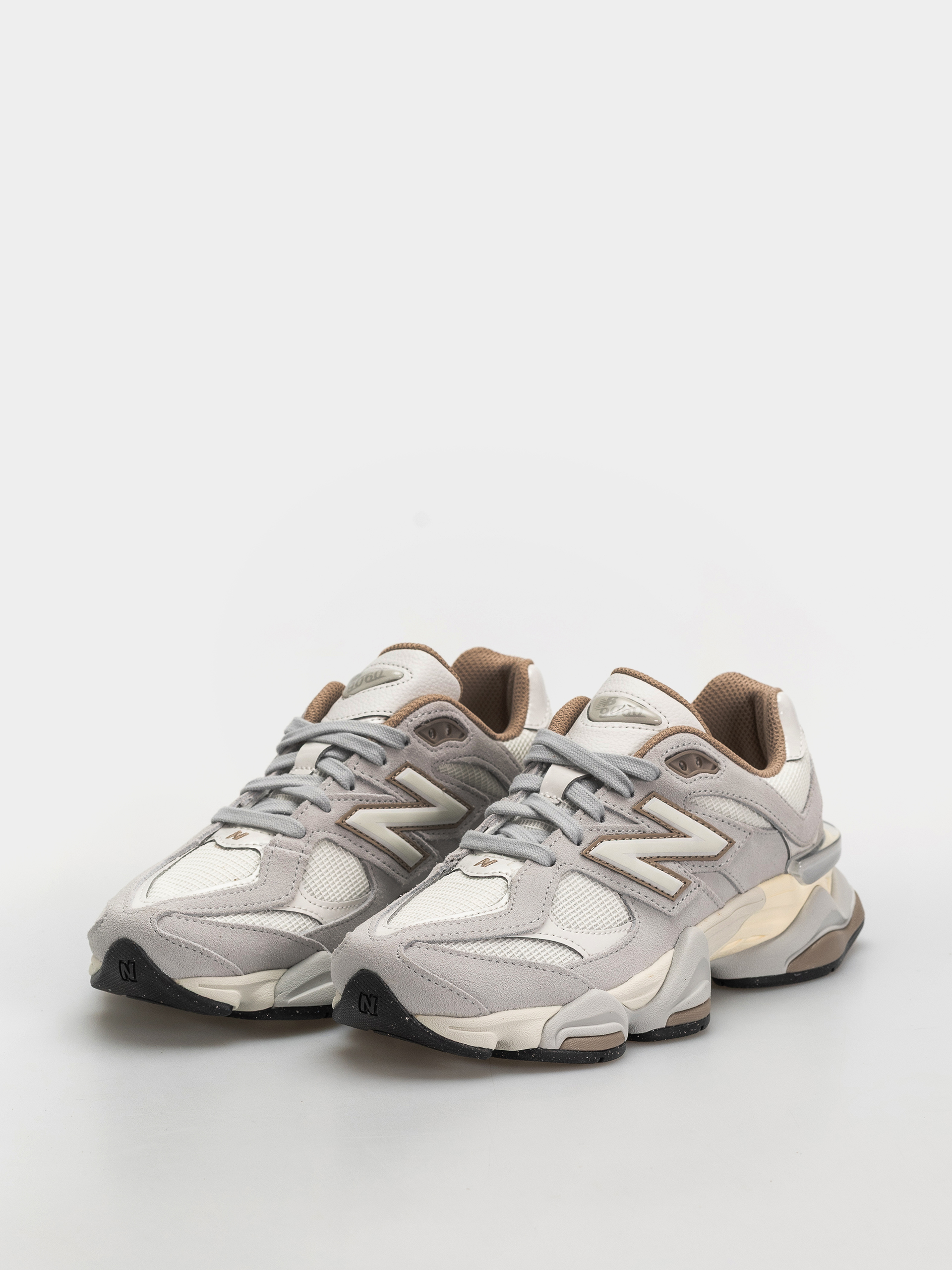 Buty New Balance 9060 (driftwood/sea salt)