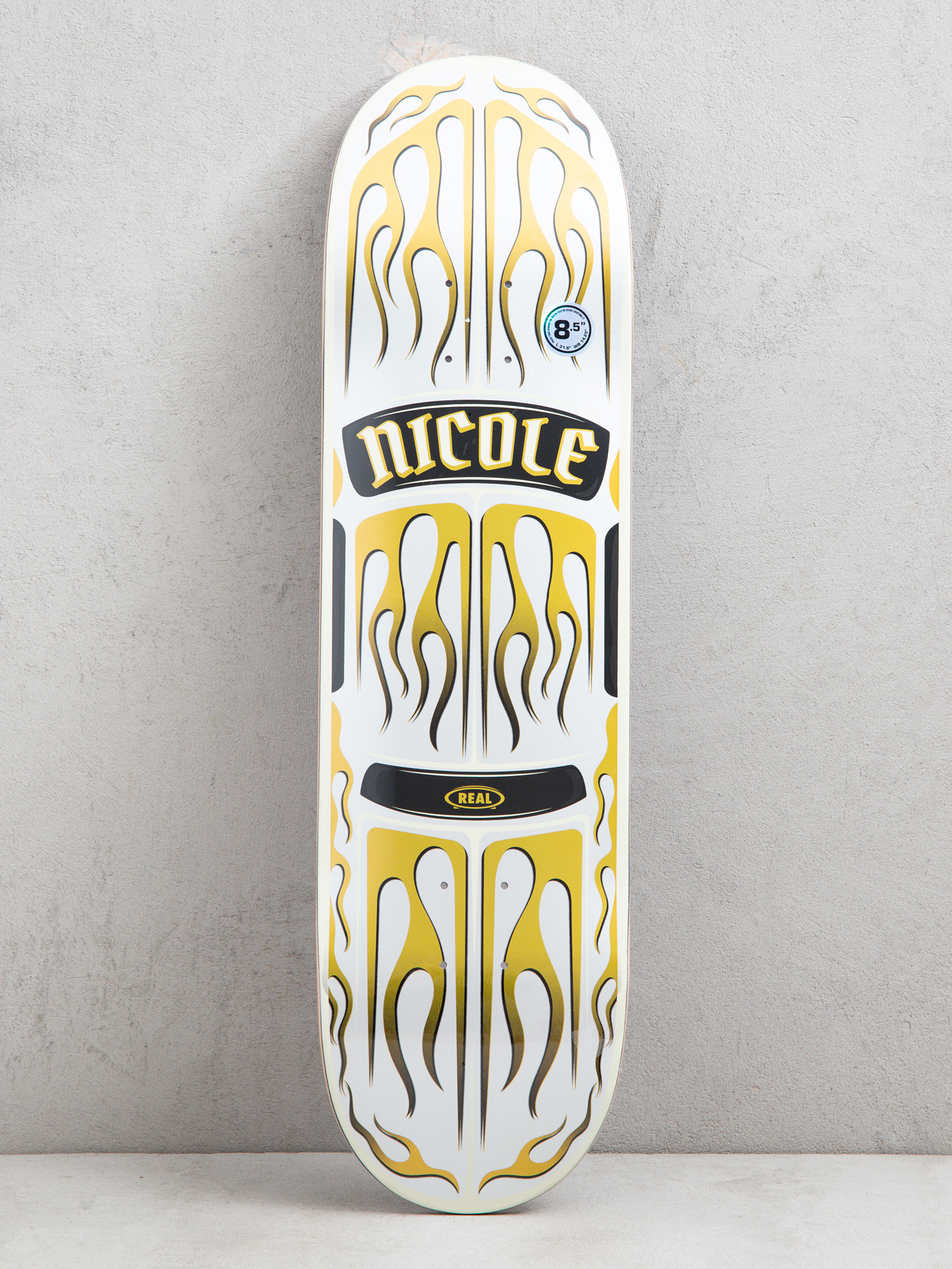 Deck Real Nicole Ember