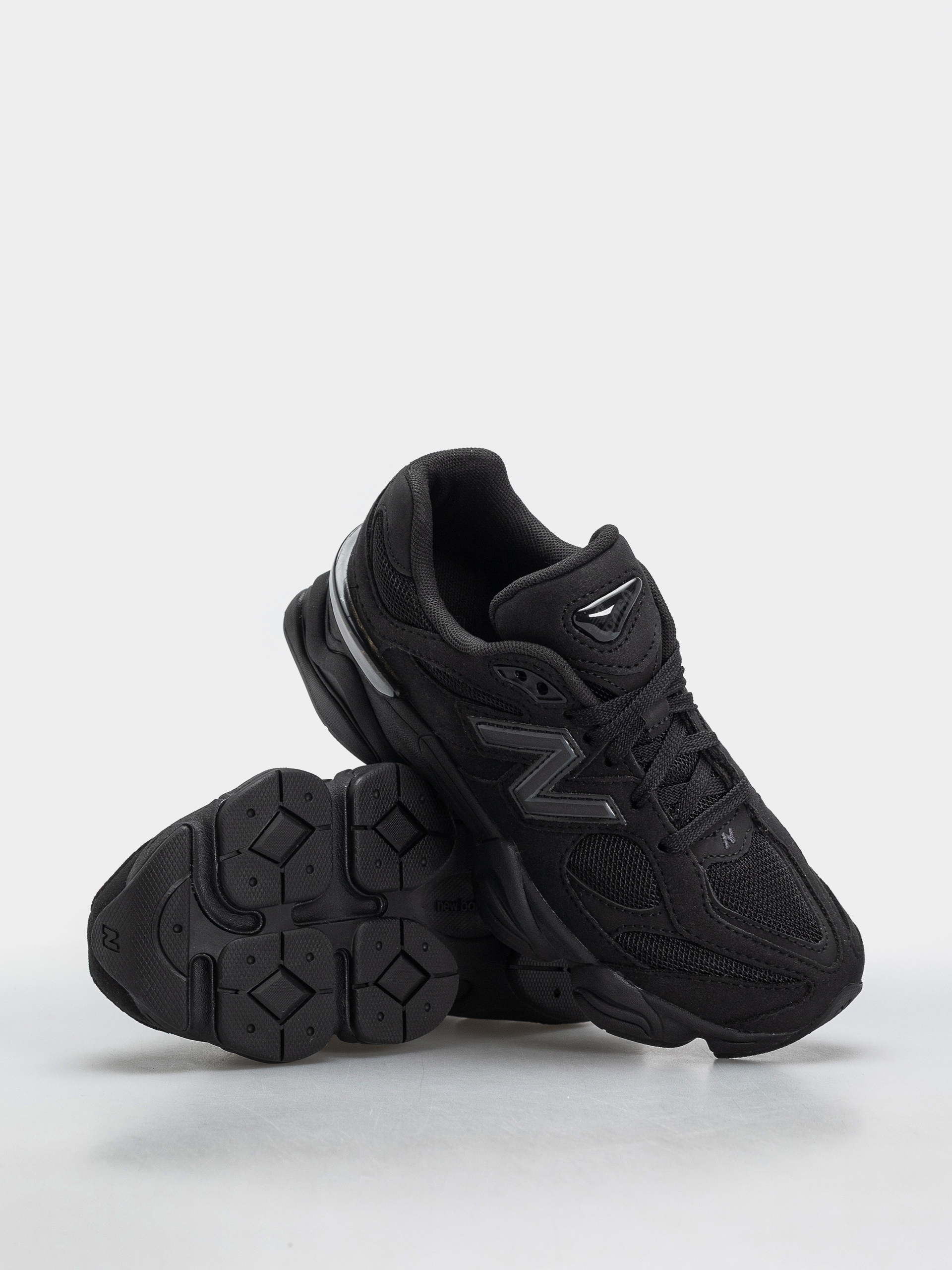 Buty New Balance 9060 JR (black/phantom)