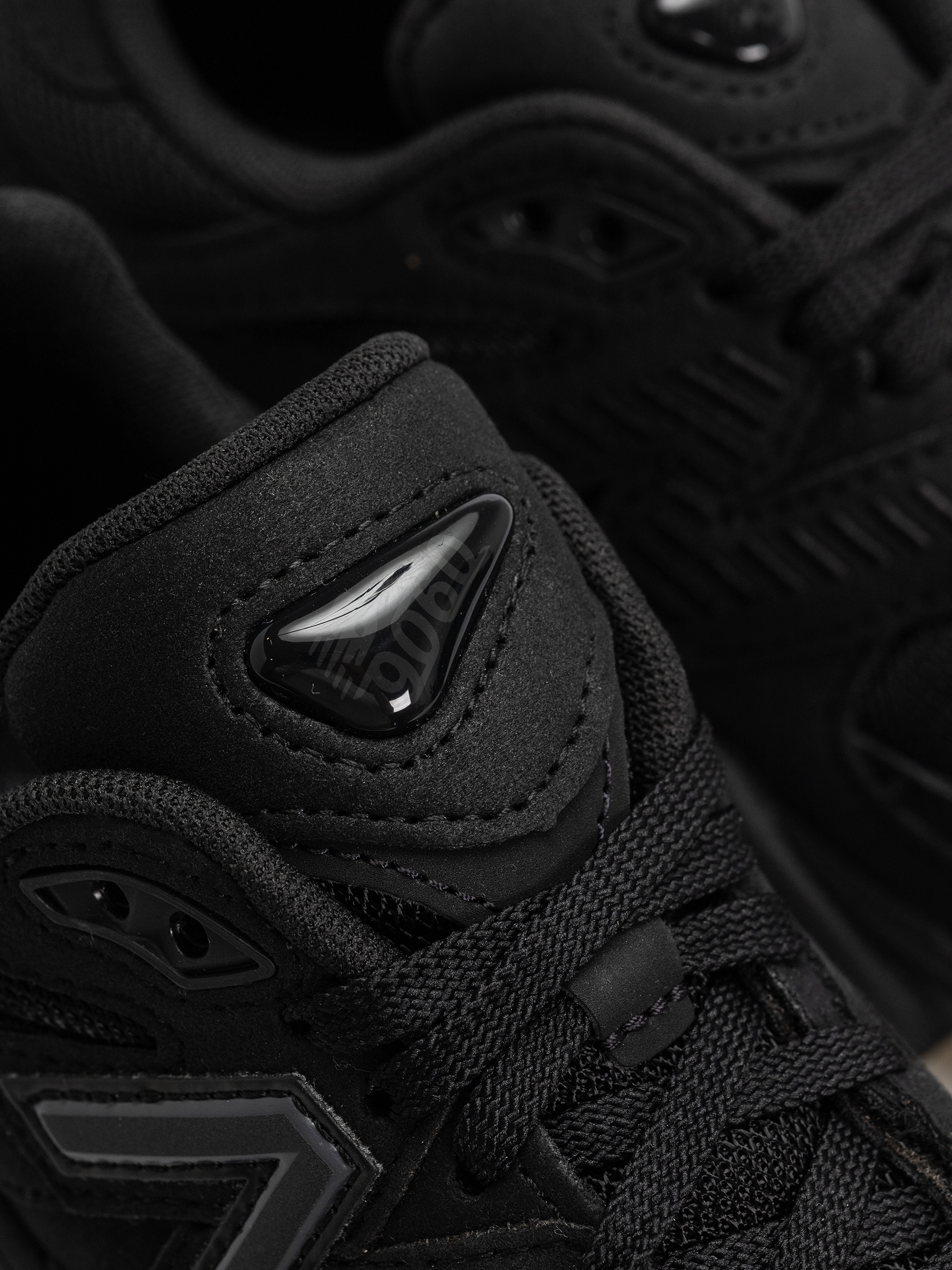 Buty New Balance 9060 JR (black/phantom)