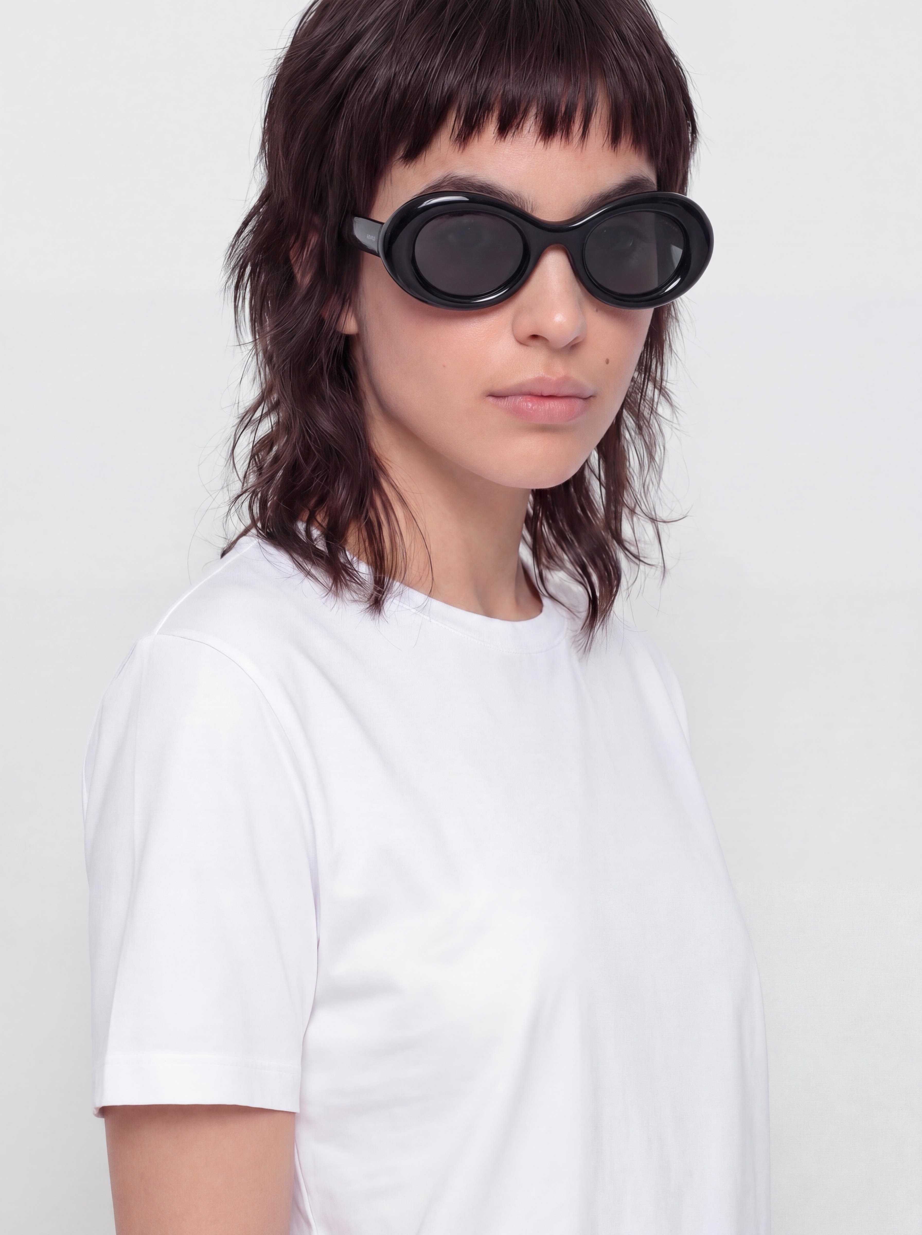 Okulary przeciwsłoneczne Komono Molly (black)