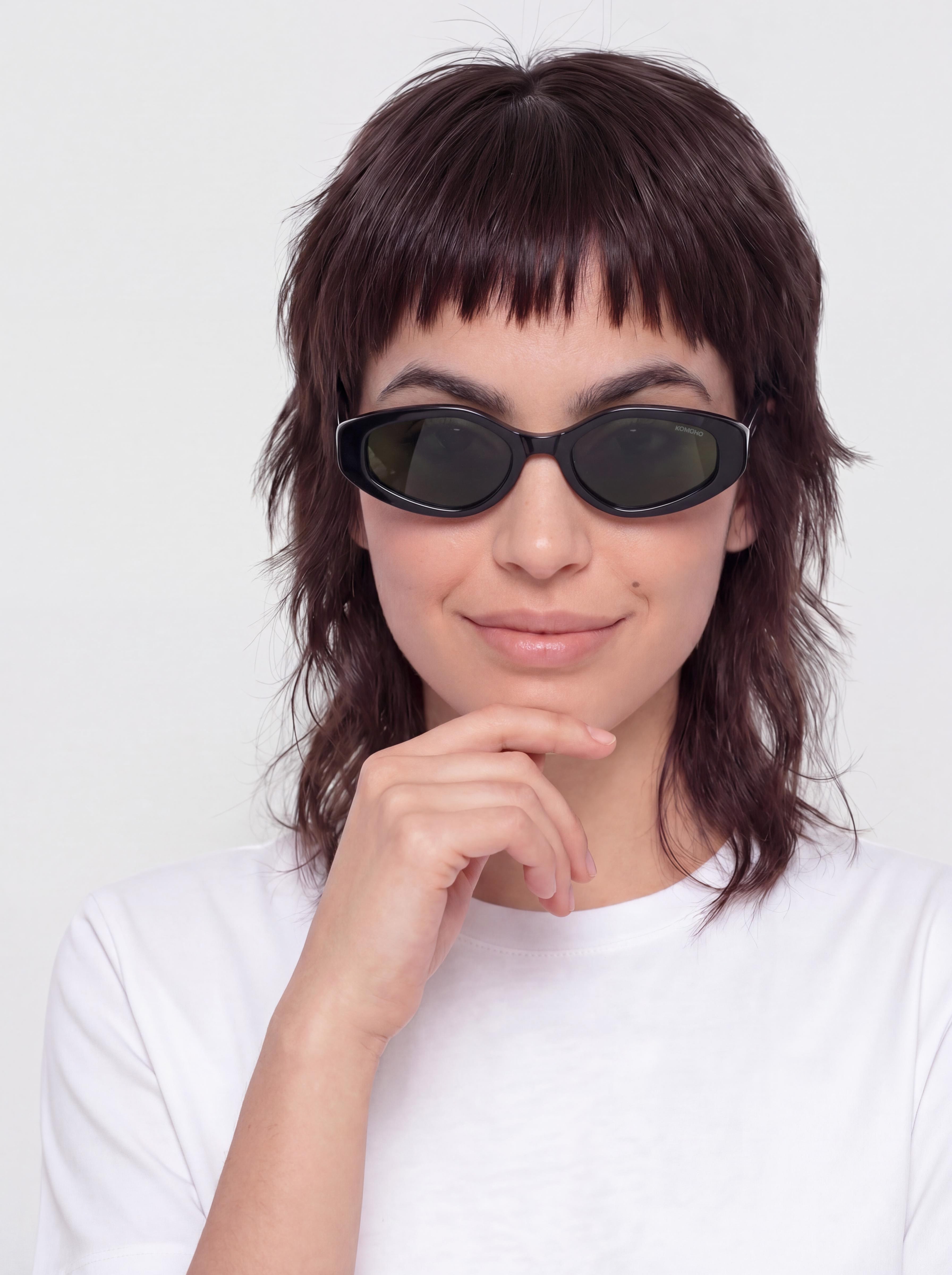 Okulary przeciwsu0142oneczne Komono Margot (black)