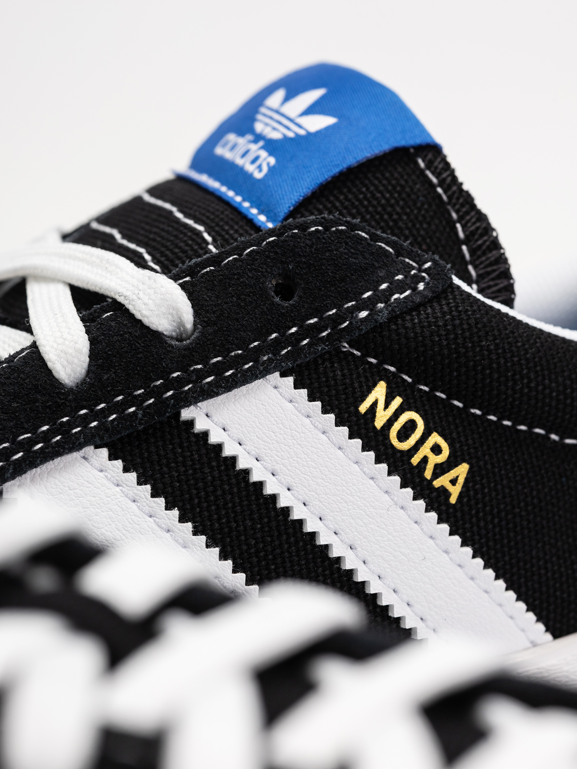 Buty adidas Nora (cblack/ftwwht/blubir)
