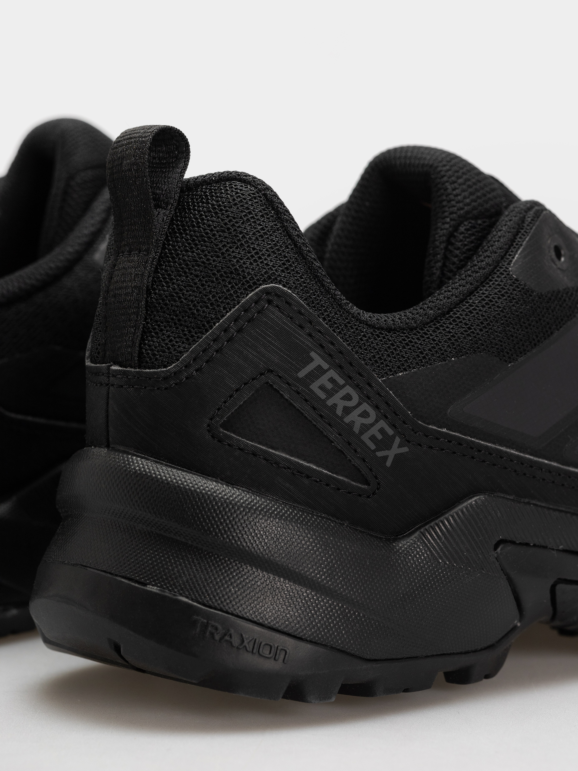 Buty adidas Terrex Eastrail 3 (cblack/carbon/grefou)