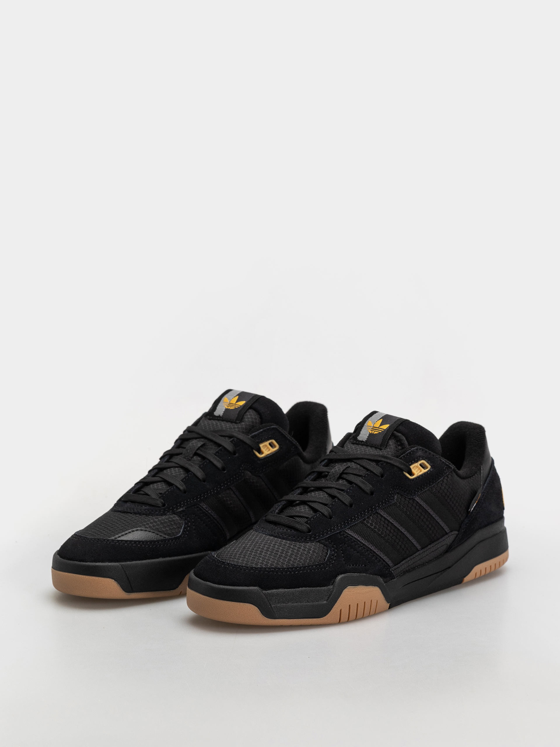 Buty adidas Tekkira Cup (carbon/carbon/cblack)