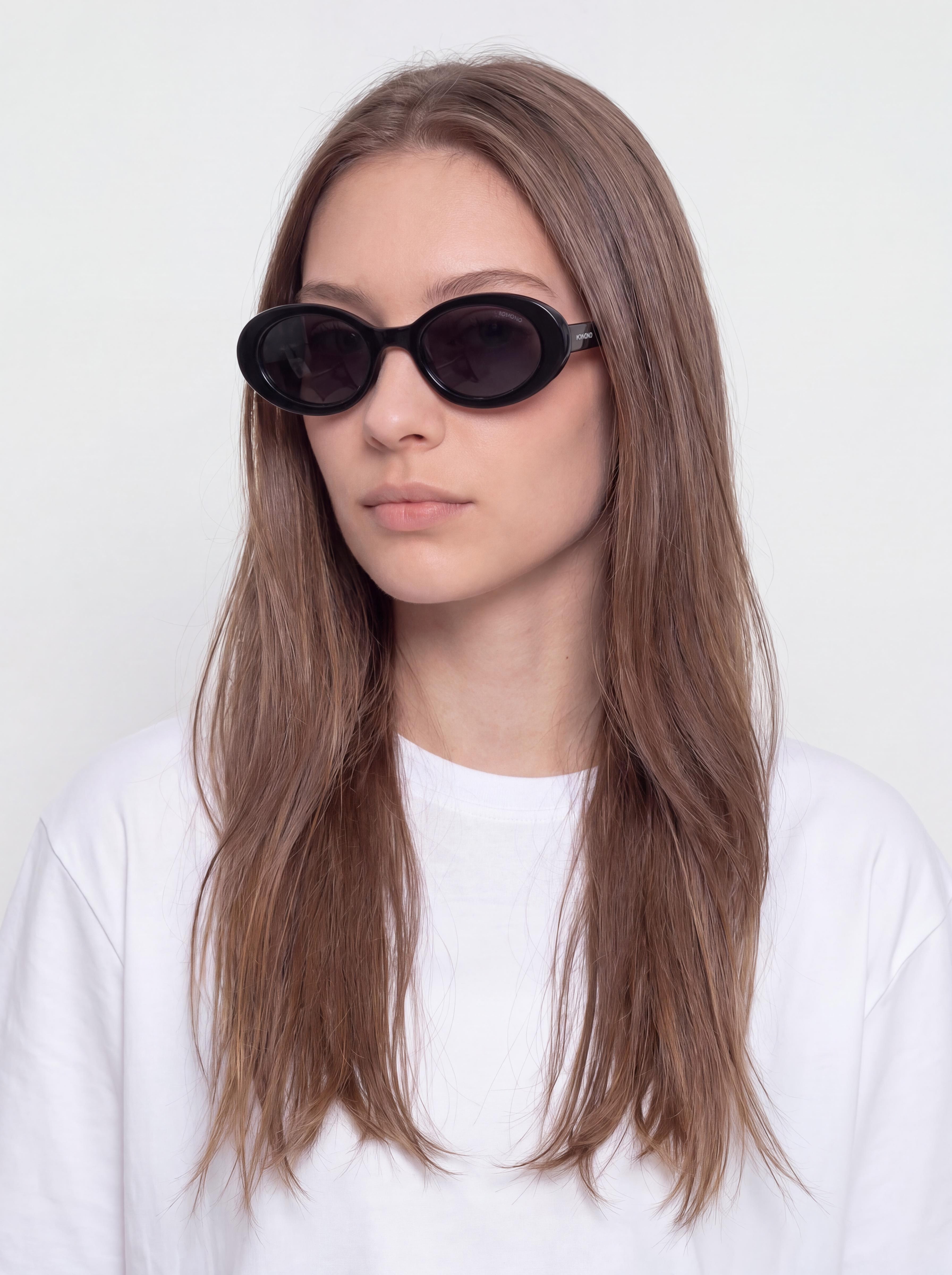 Okulary przeciwsu0142oneczne Komono Ana (black)