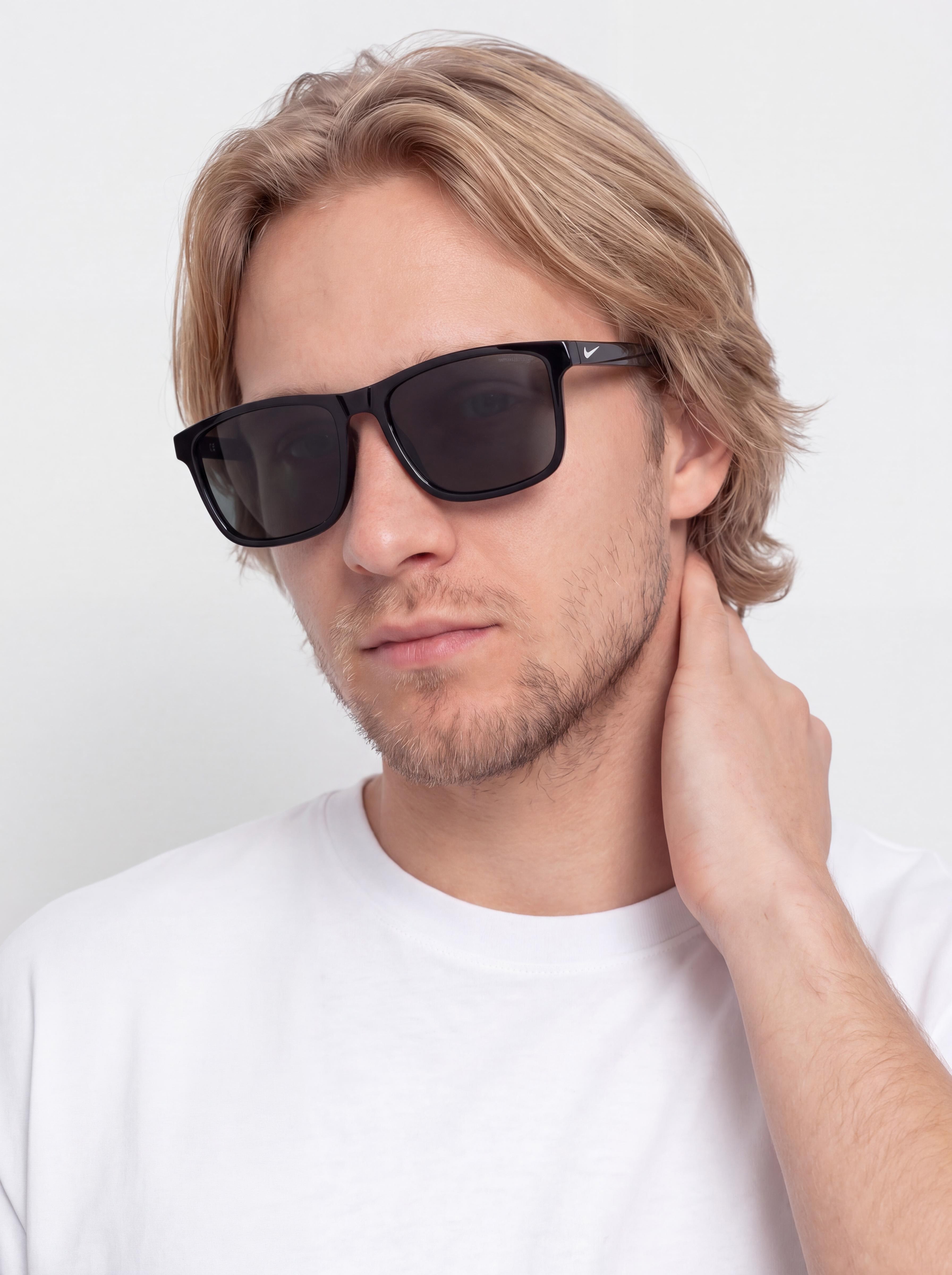 Okulary przeciwsłoneczne Nike Vital Core P