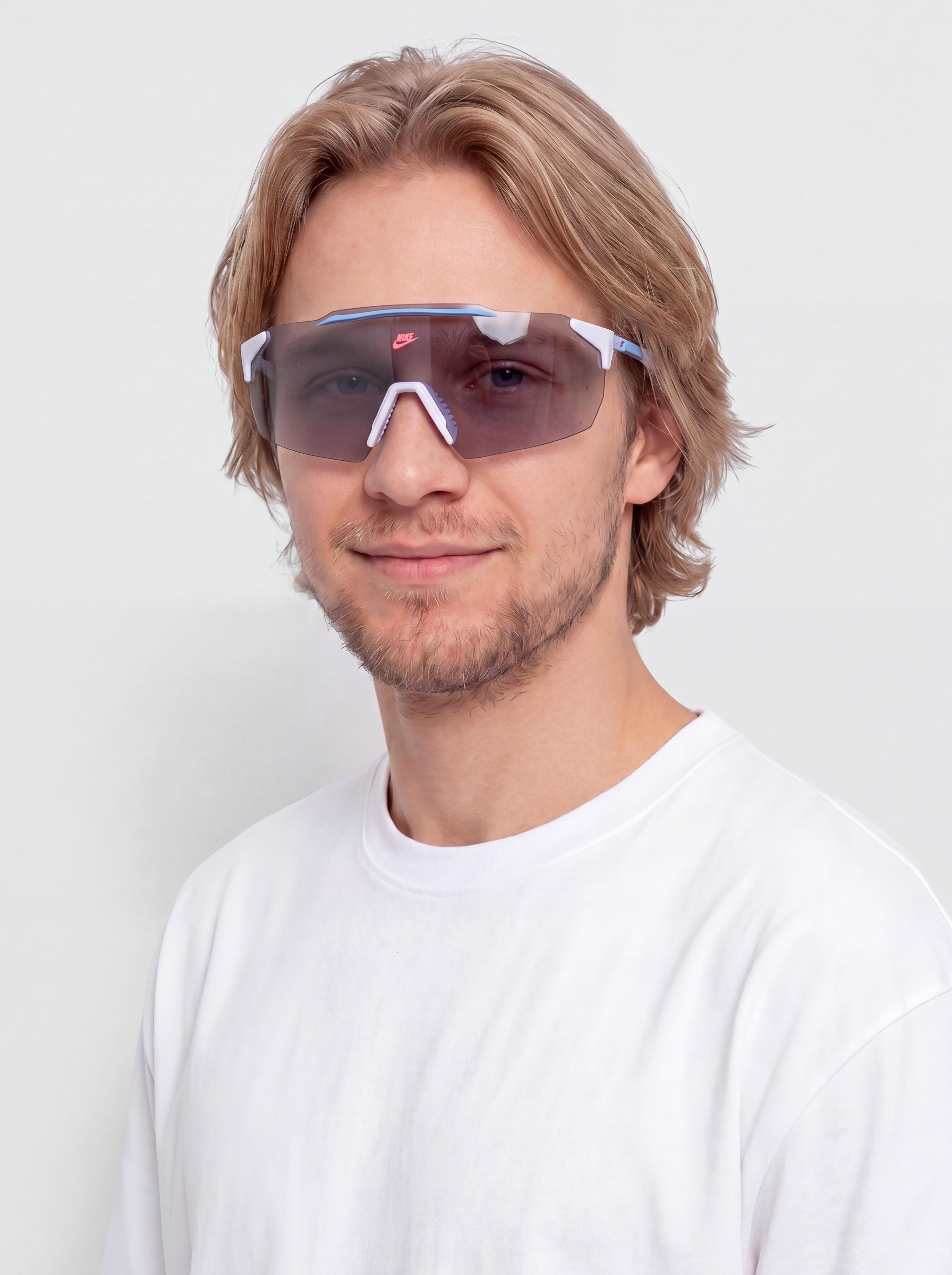 Okulary przeciwsu0142oneczne Nike Limitless Shield (amethyst tint/blue flash)