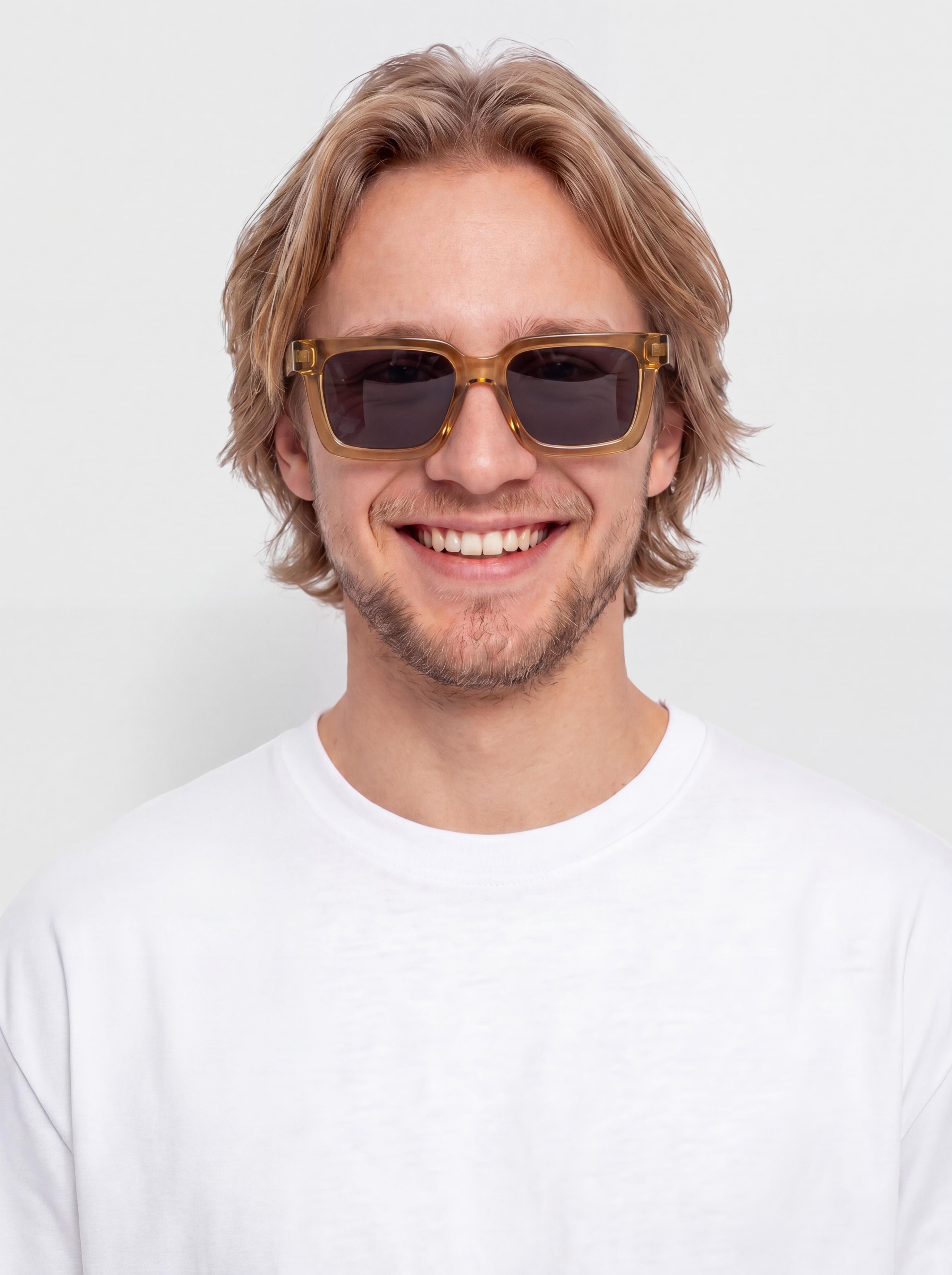 Okulary przeciwsłoneczne Nike Tide Cosmic