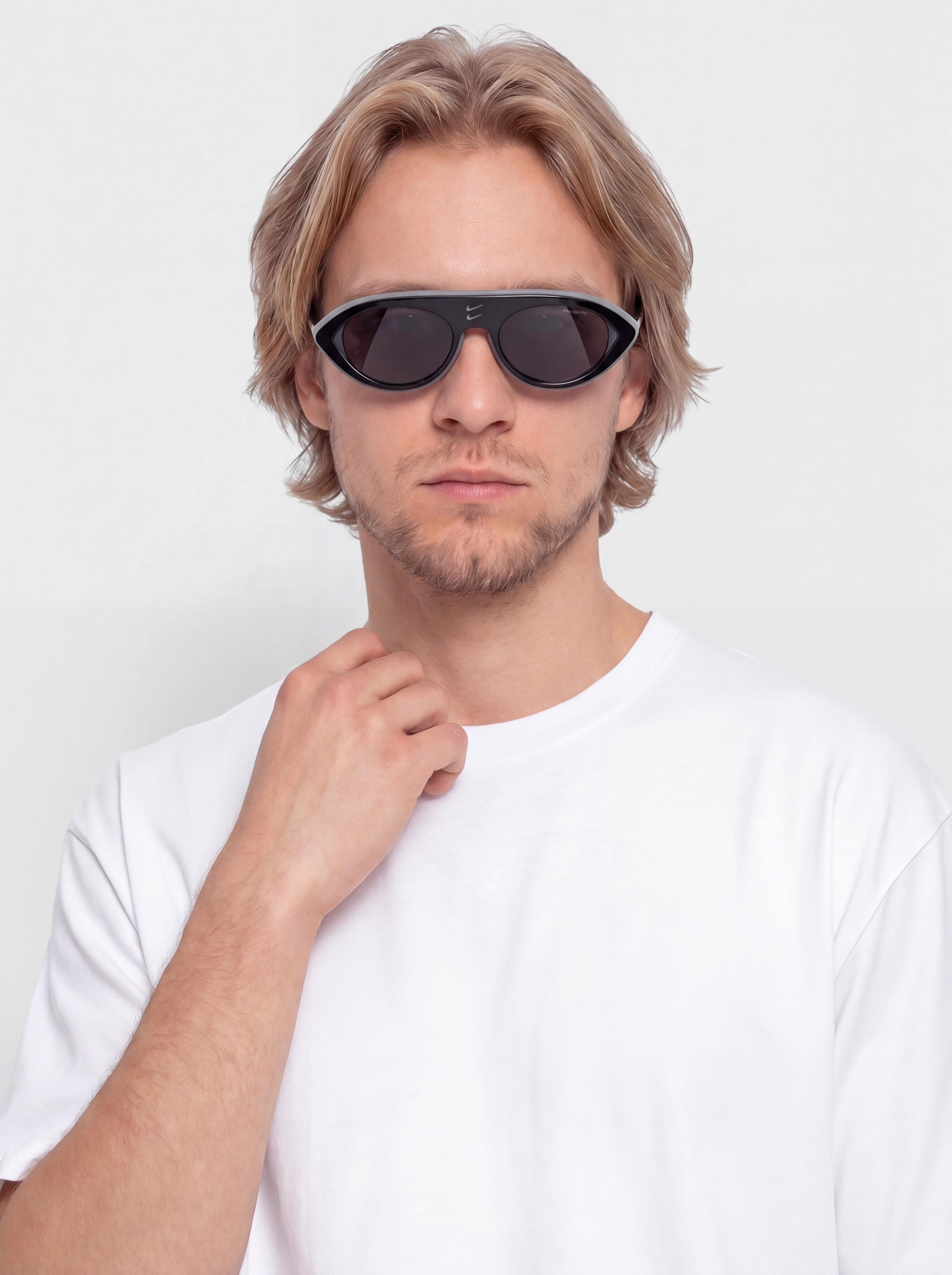 Okulary przeciwsłoneczne Nike Forge Envy (black/grey)