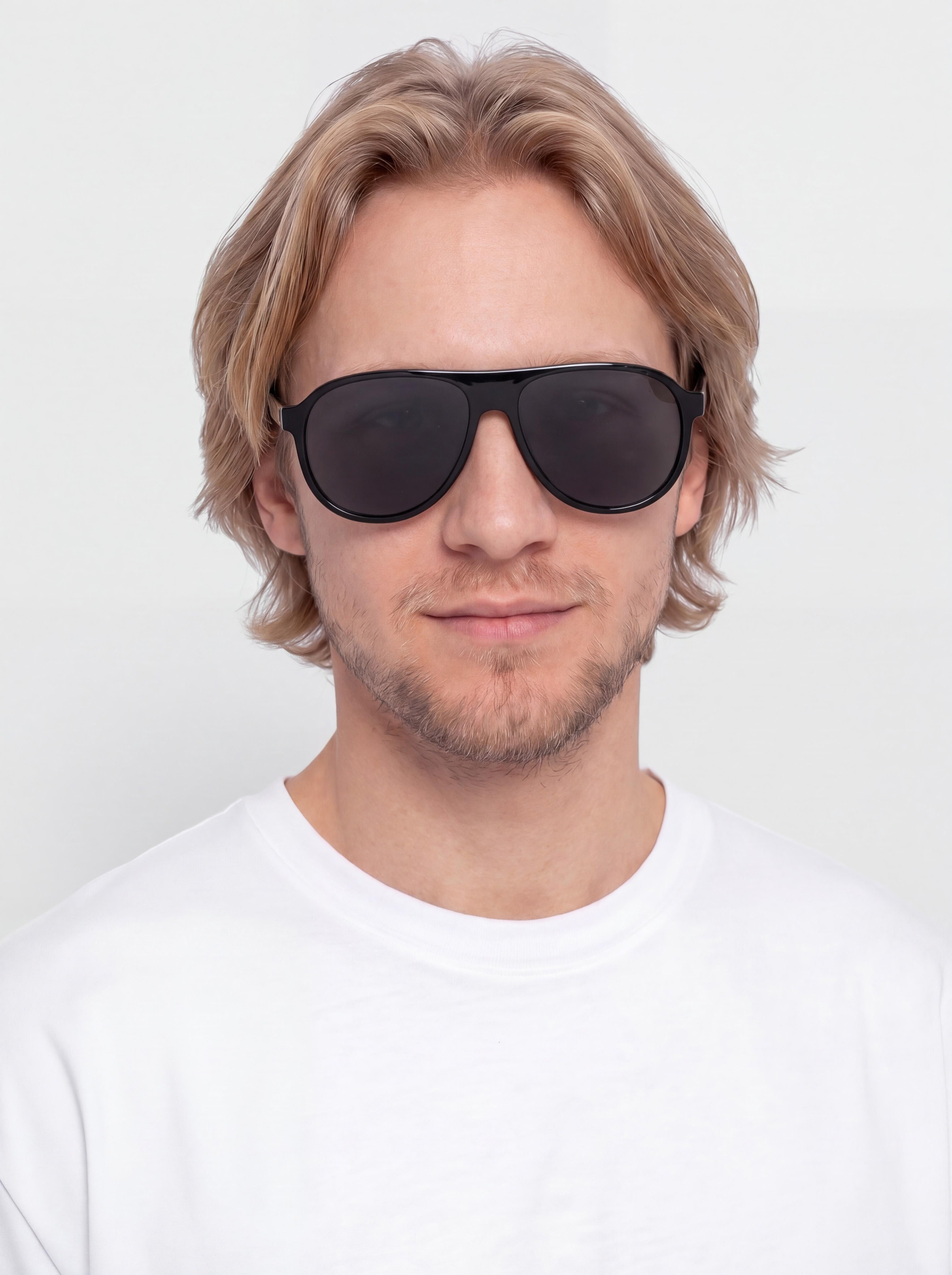 Okulary przeciwsłoneczne Nike Vintage Icon (black/grey)