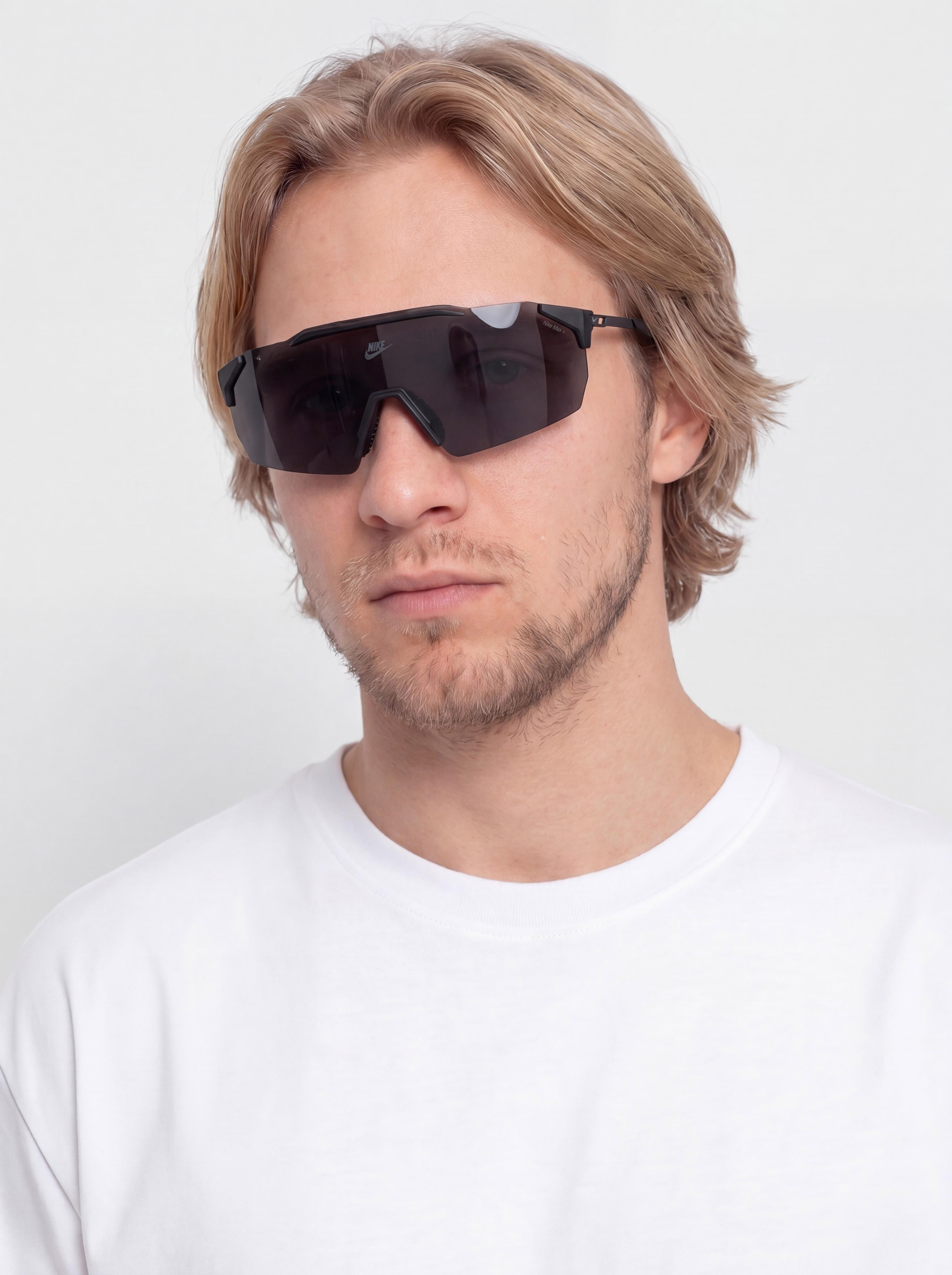 Okulary przeciwsłoneczne Nike Limitless Shield
