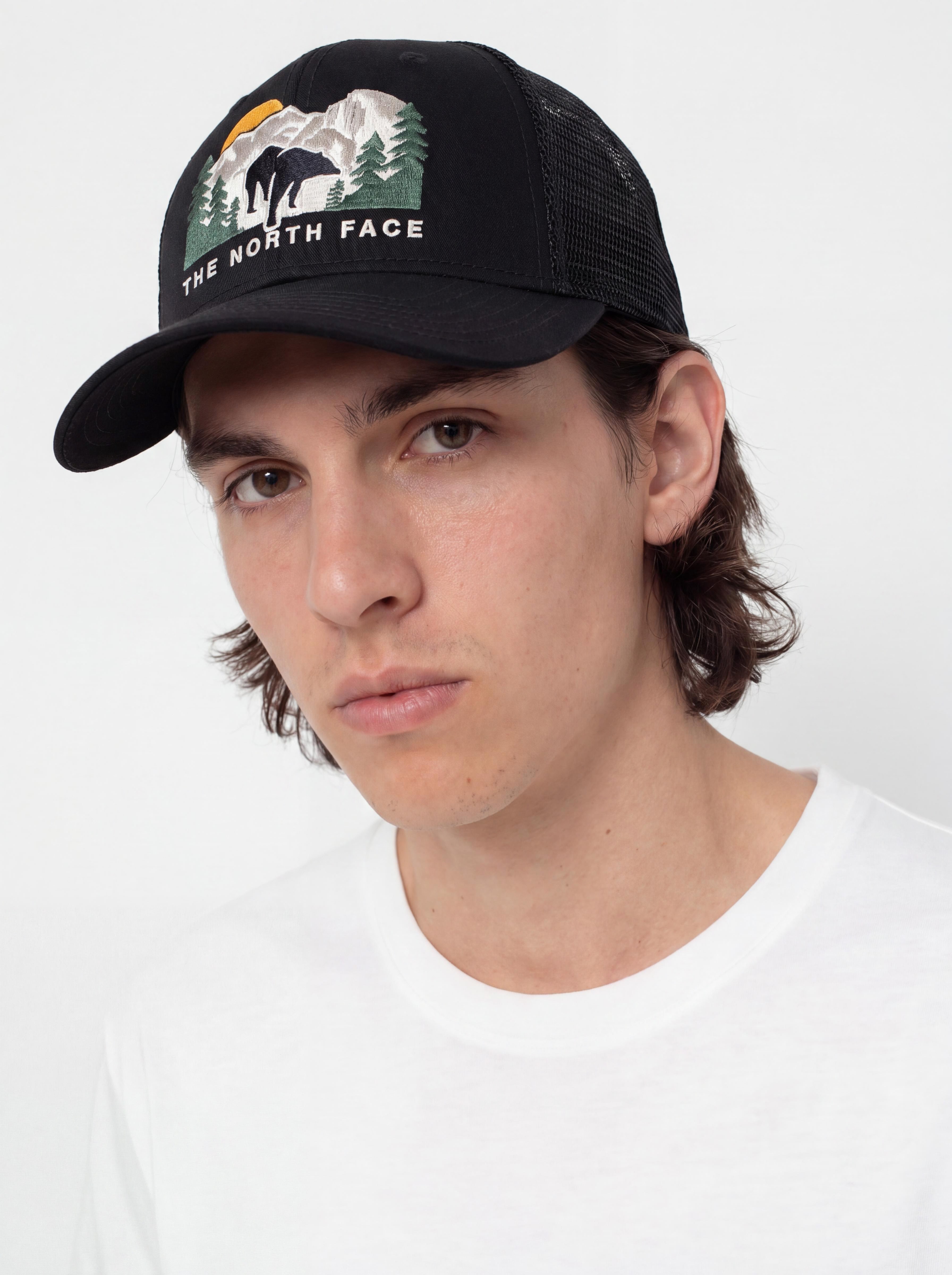 Czapka z daszkiem The North Face Embroidered Mudder Trucker (tnf black/tnf black/bear green)