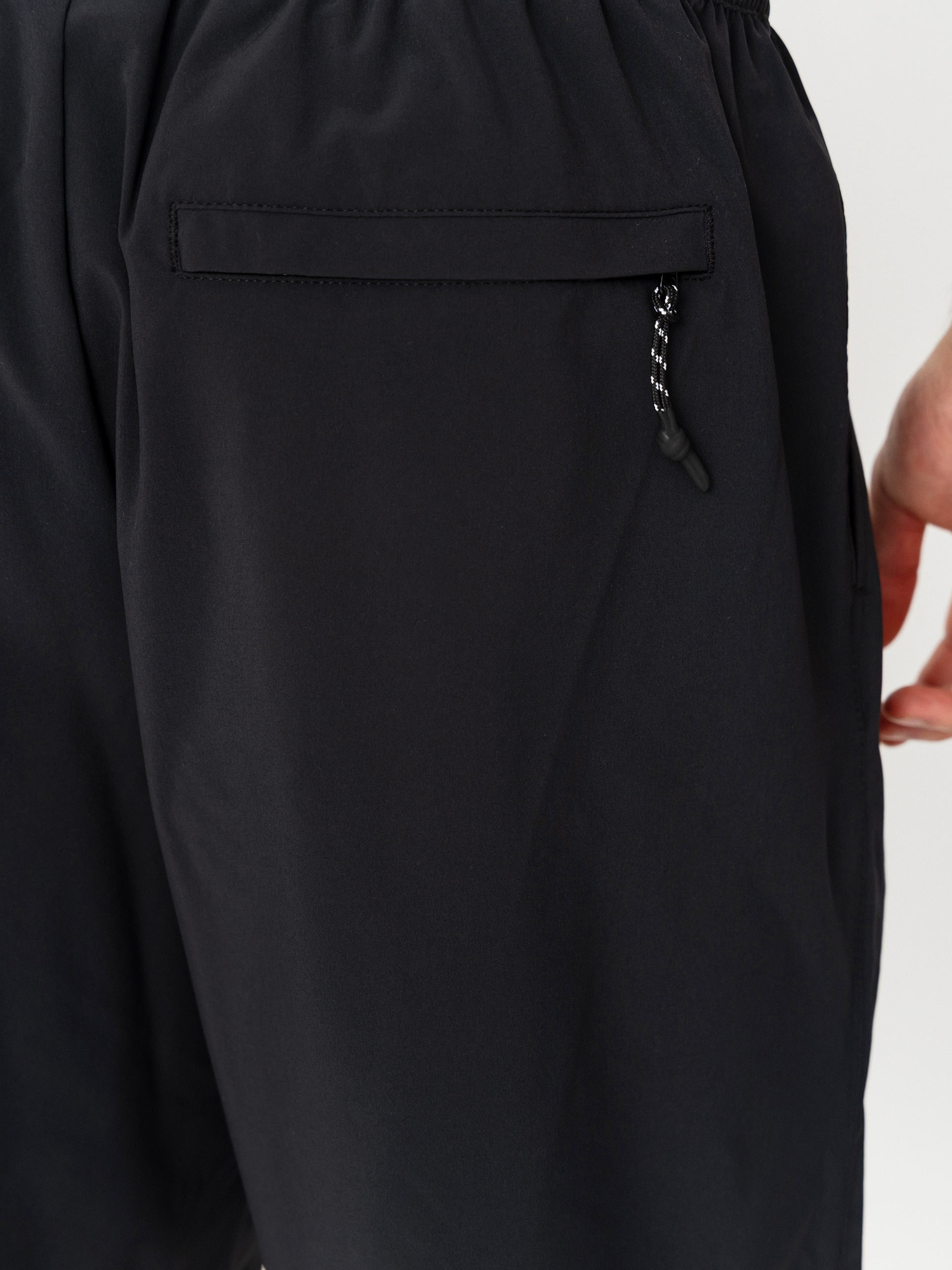 Szorty OBEY Travel (black)