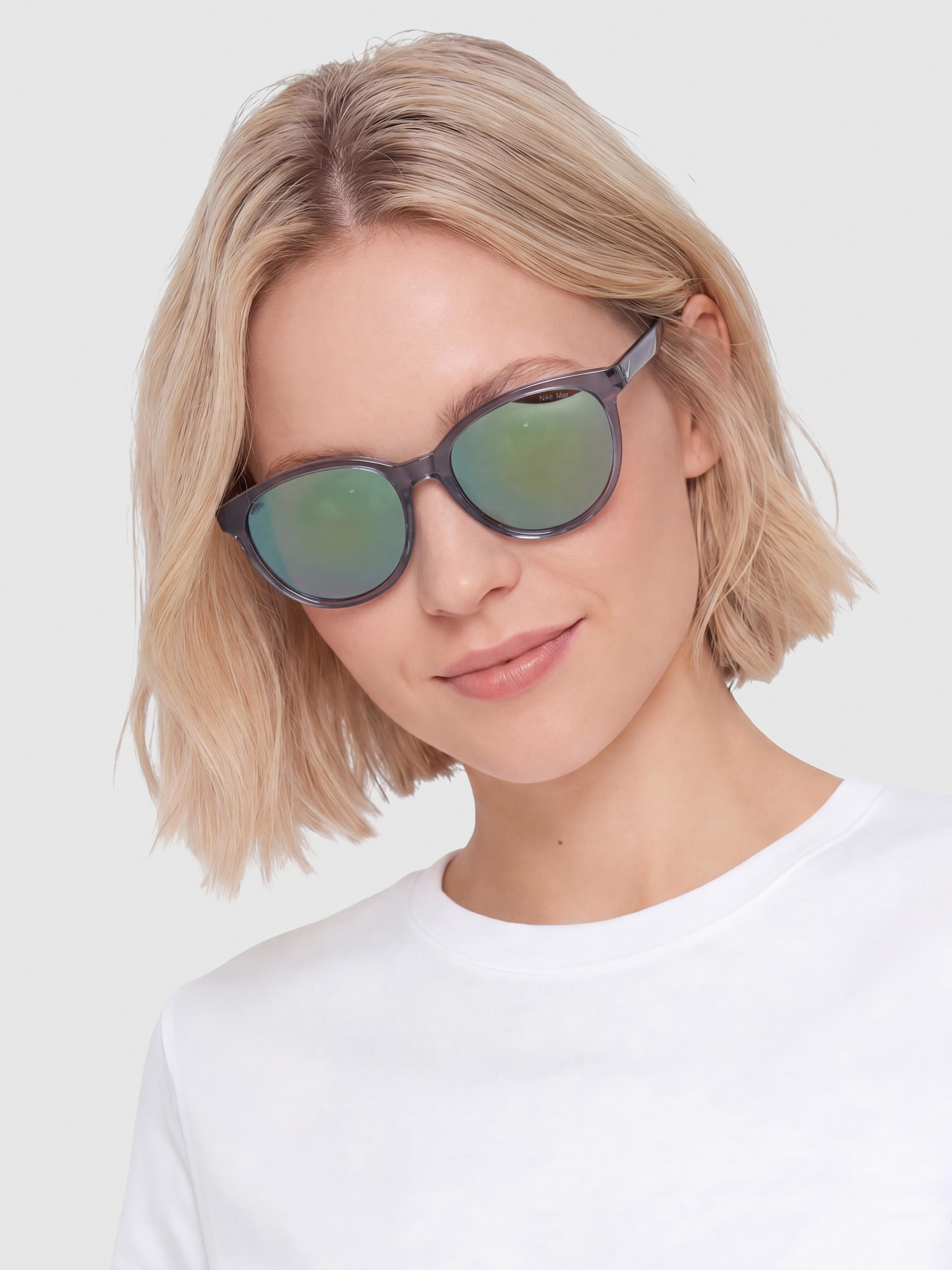 Okulary przeciwsu0142oneczne Nike Vital Trend (diffused blue/yellow mirror)