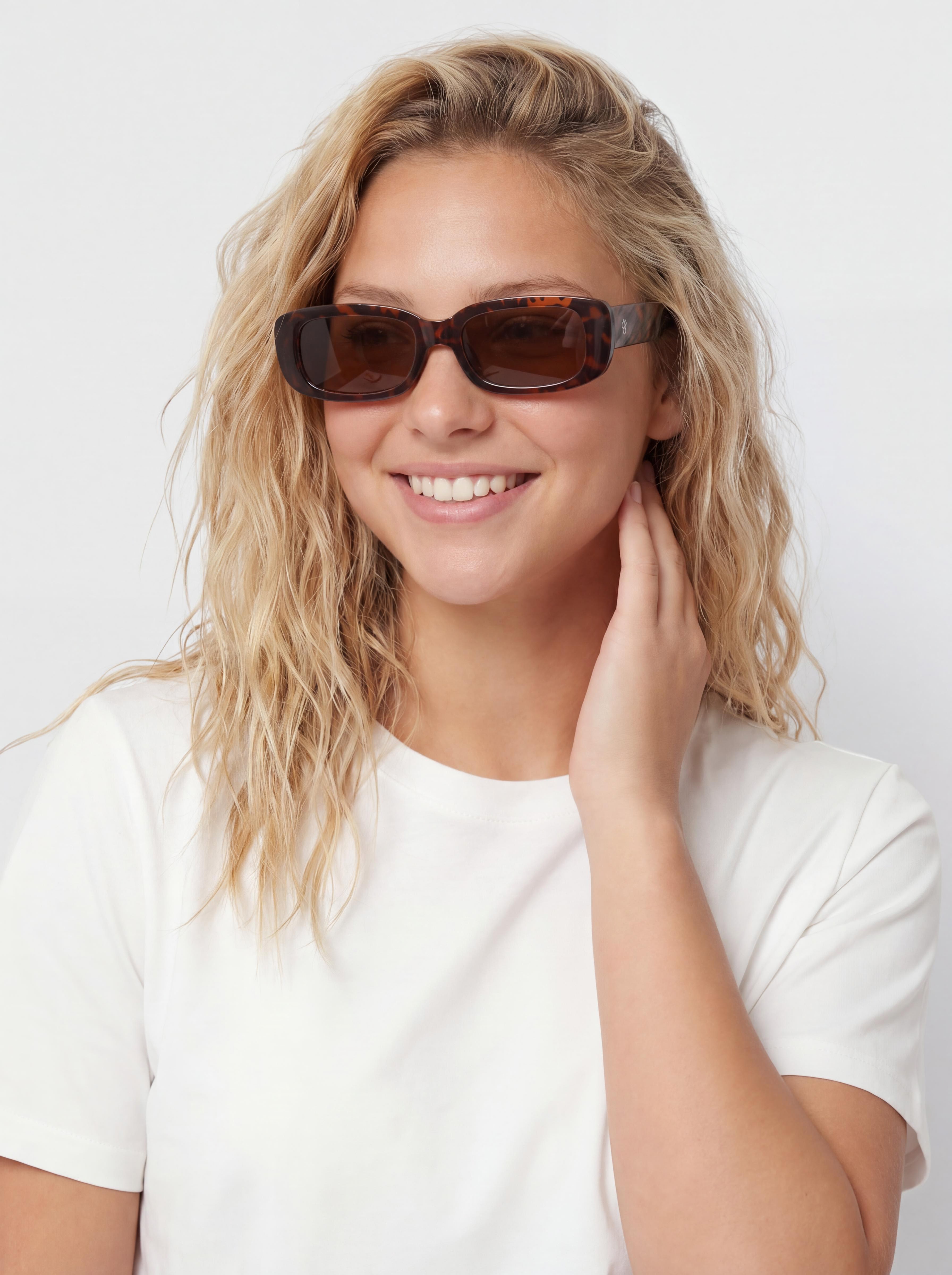 Okulary przeciwsłoneczne CHPO Nicole (matte turtle brown/brown)