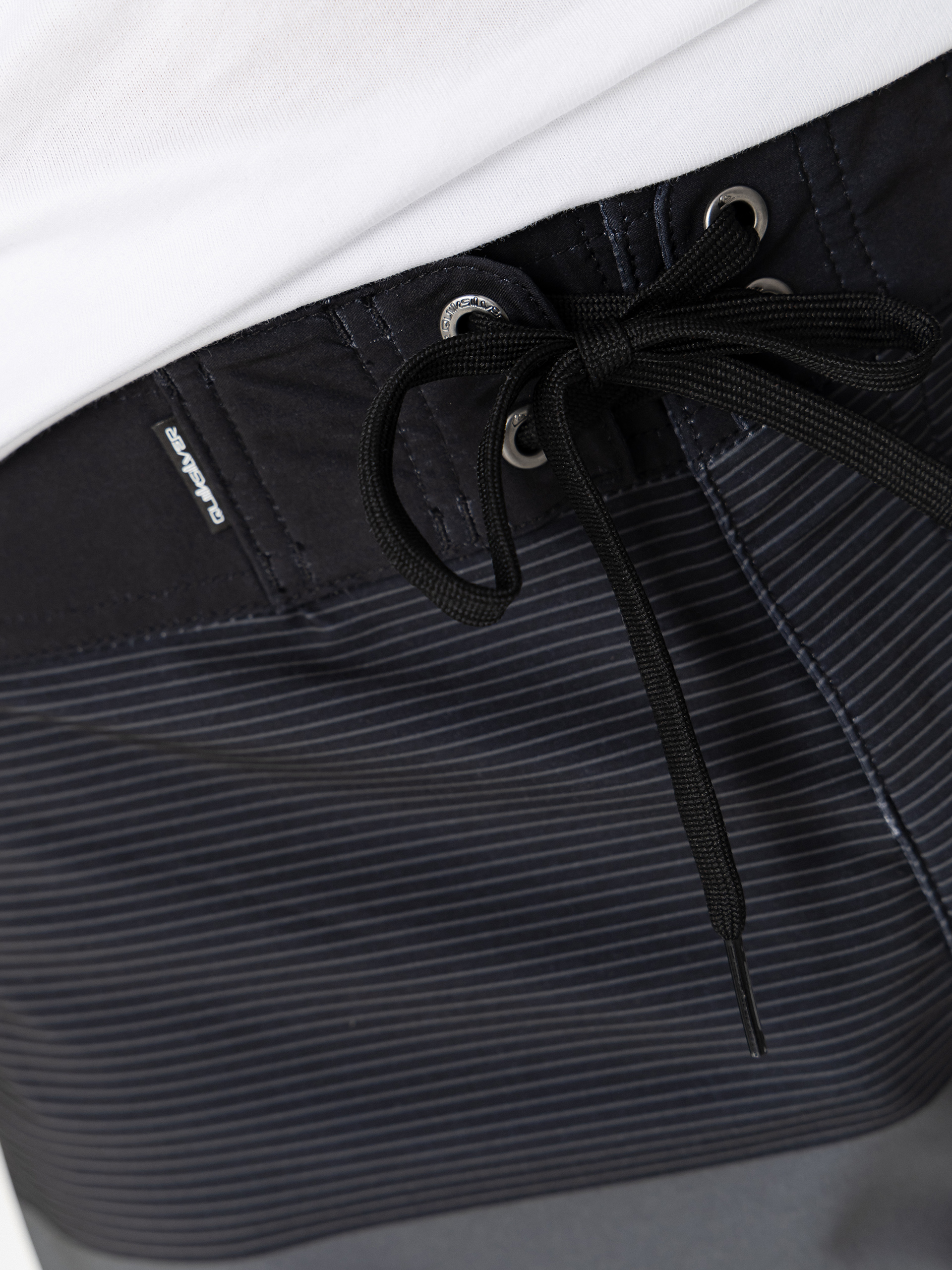 Boardshorty Quiksilver Surfsilk Scallop 18 (black tijuana)