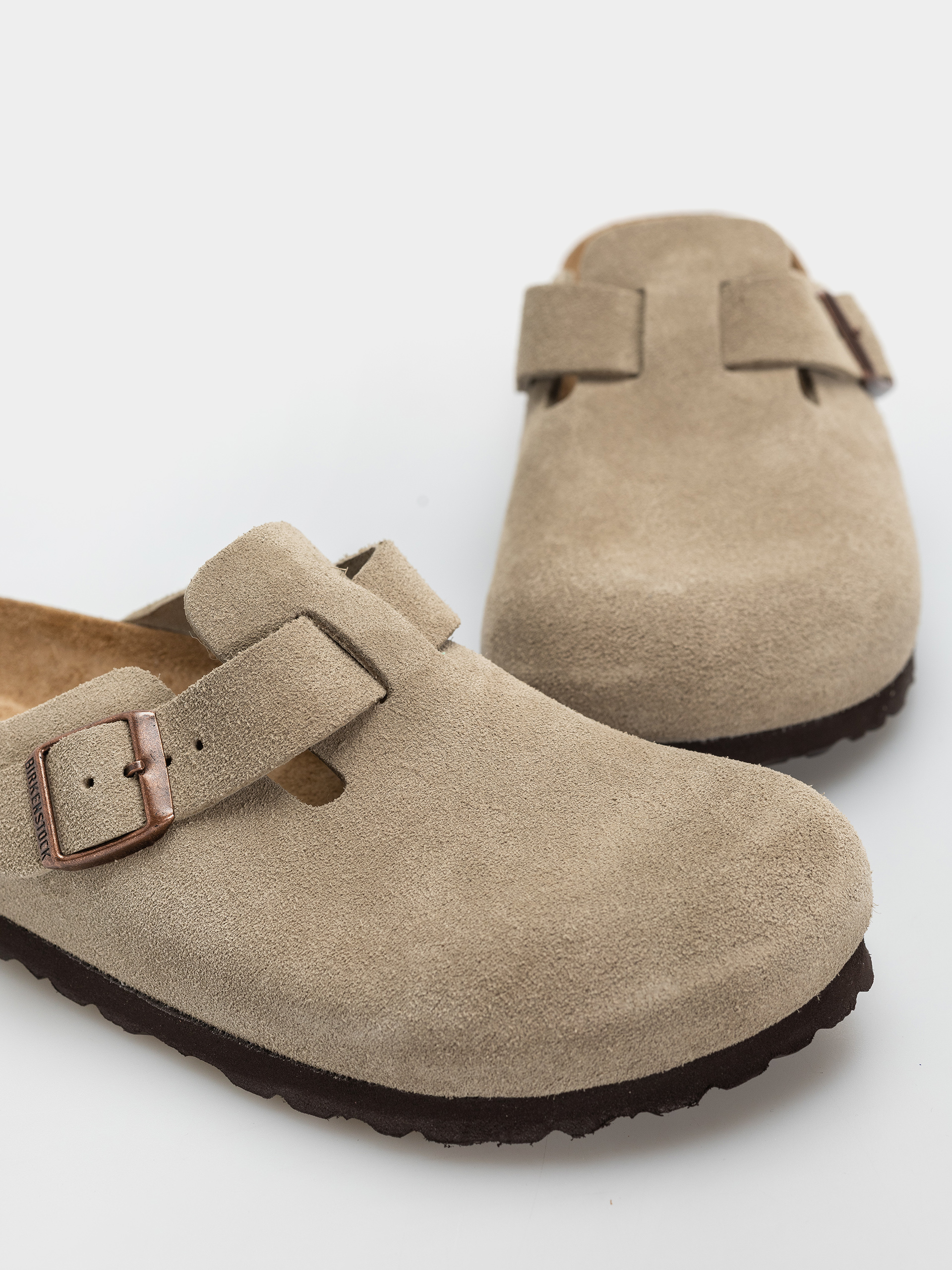 Klapki Birkenstock Boston Soft Footbed Suede Leather Narrow (taupe)