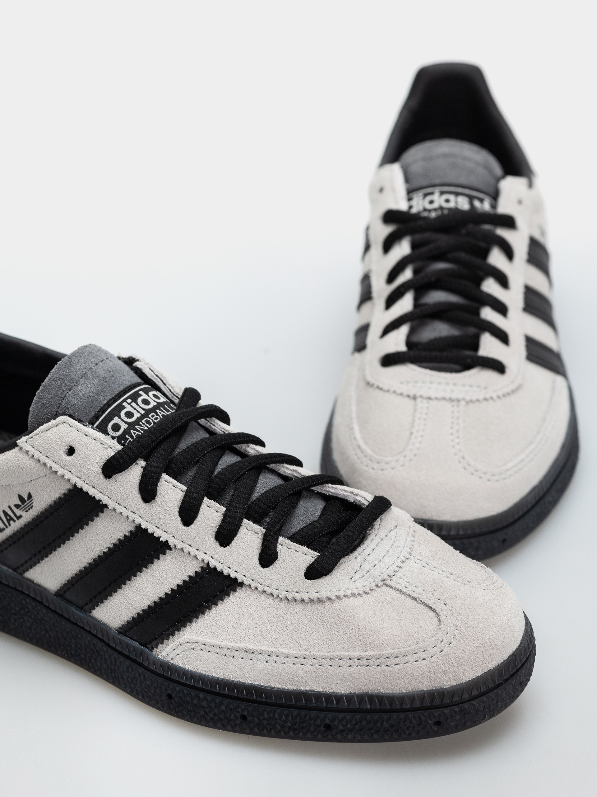 Buty adidas Handball Spezial (gretwo/carbon/cblack)
