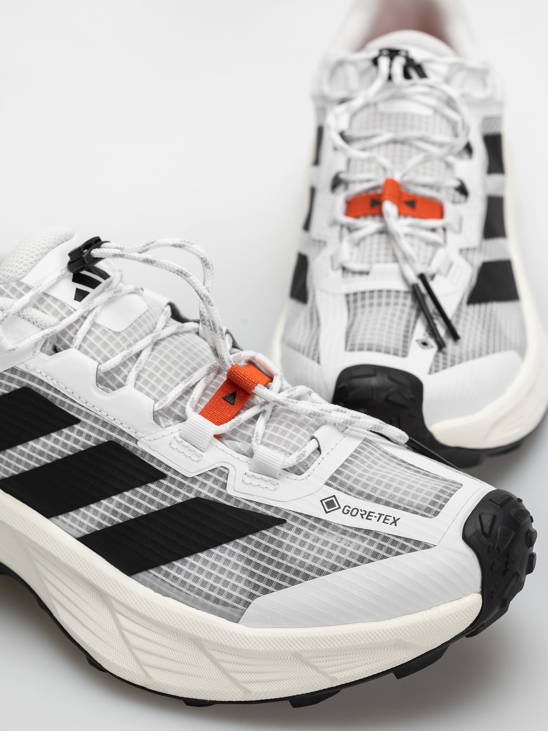 Buty adidas Terrex Freehiker Sl (ftwwht/cblack/seimor)