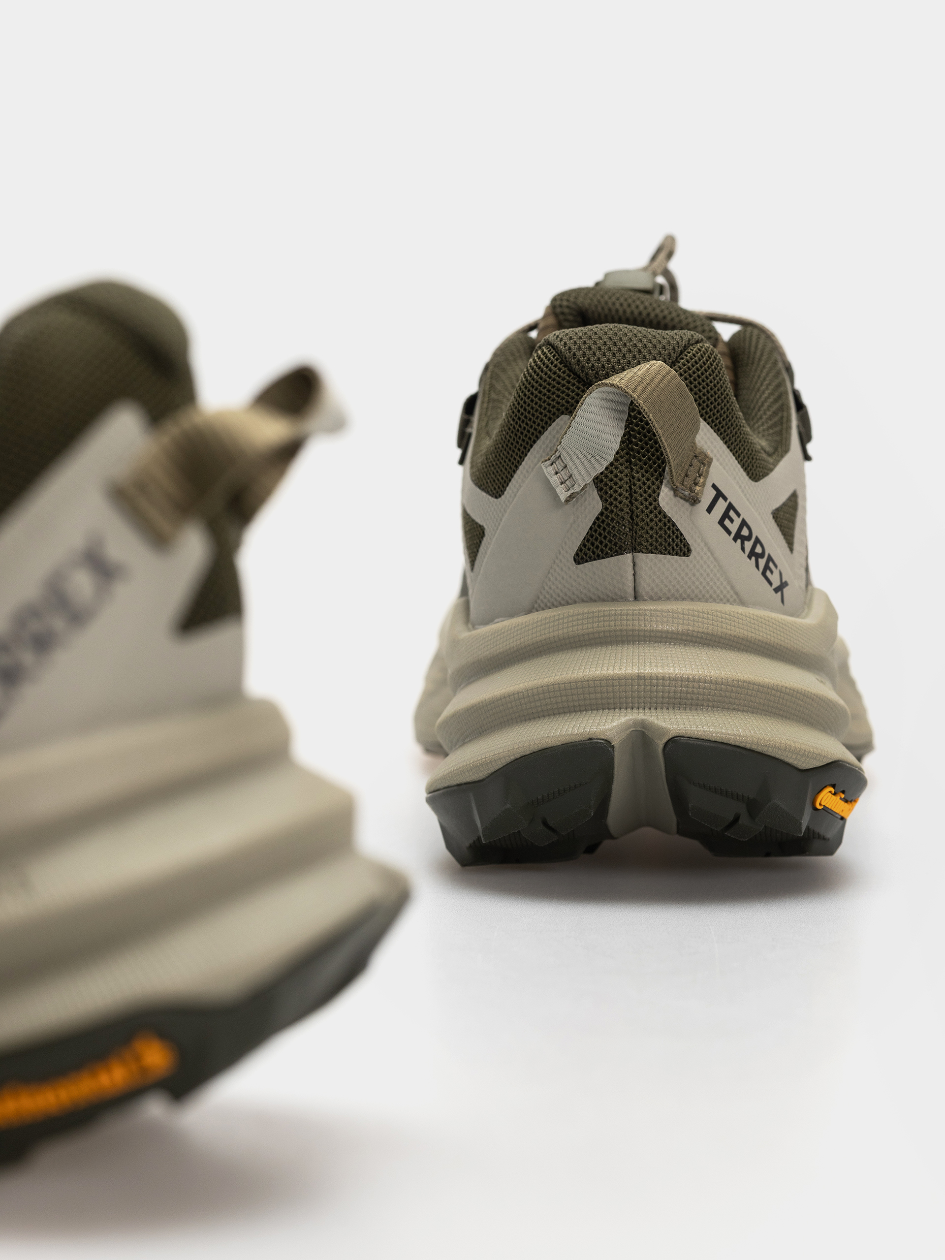 Buty adidas Terrex Freehiker Sl (olistr/ngtcar/silpeb)