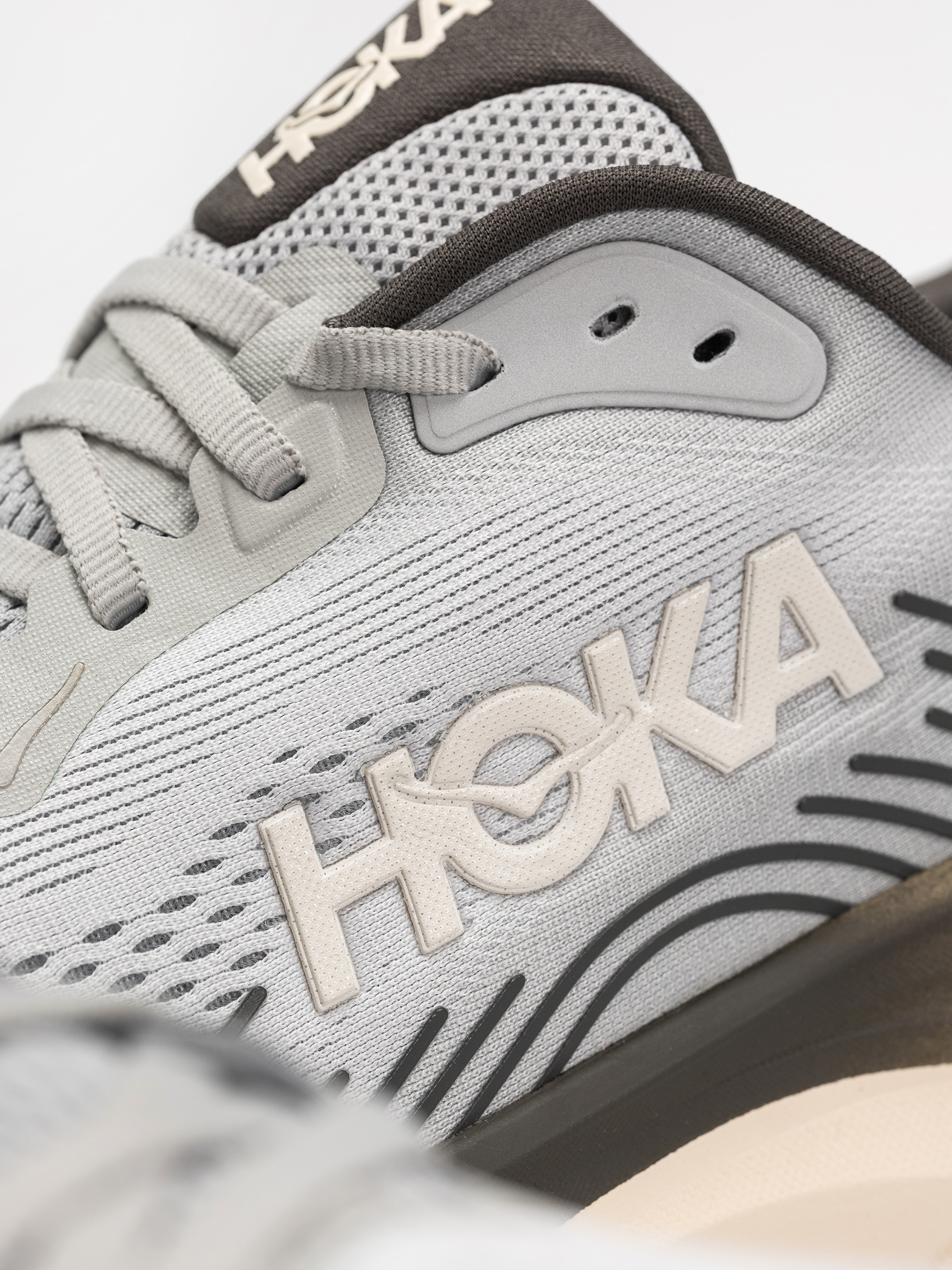 Buty Hoka Clifton 11 (stardust/alabaster)