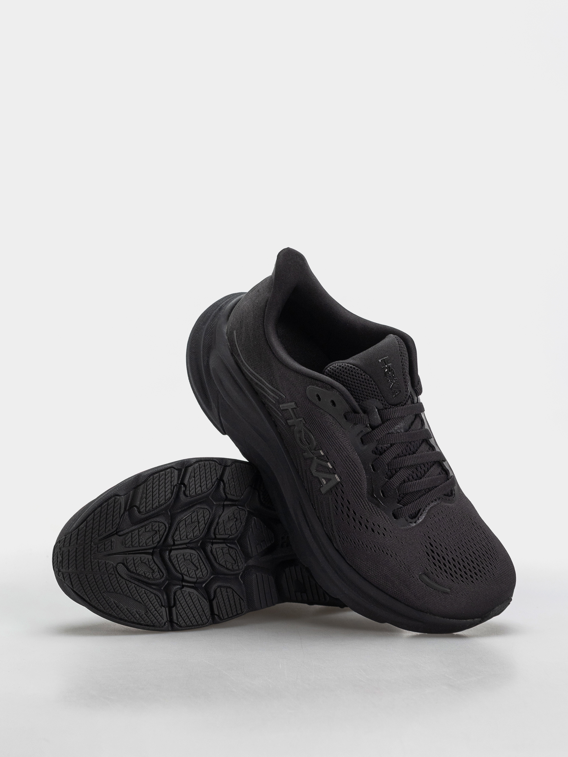 Buty Hoka Clifton 11 Wmn (black/black)