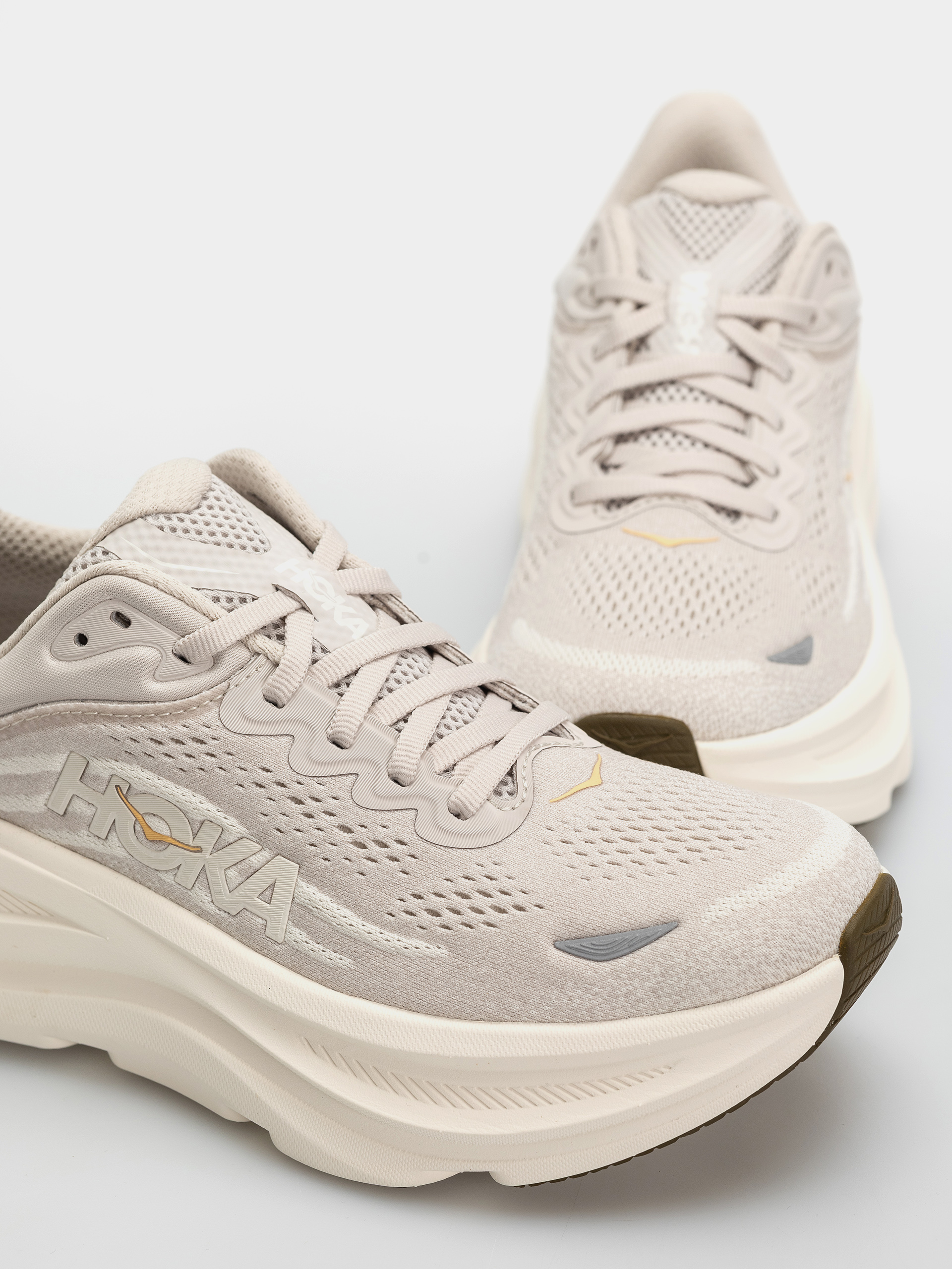 Buty Hoka Bondi 9 Wmn (river rock grey/alabaster)