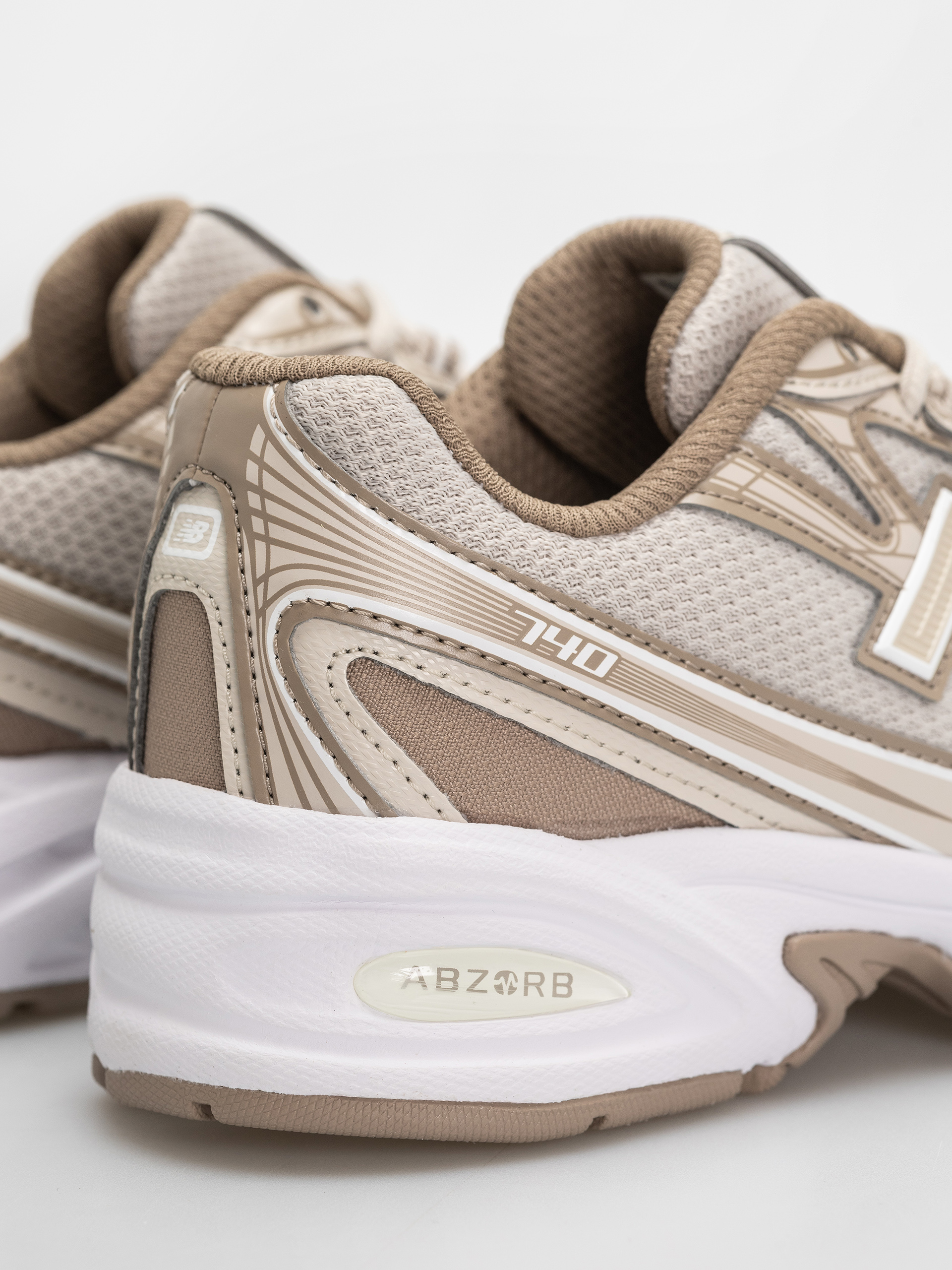 Buty New Balance 740 JR (timberwolf/driftwood)