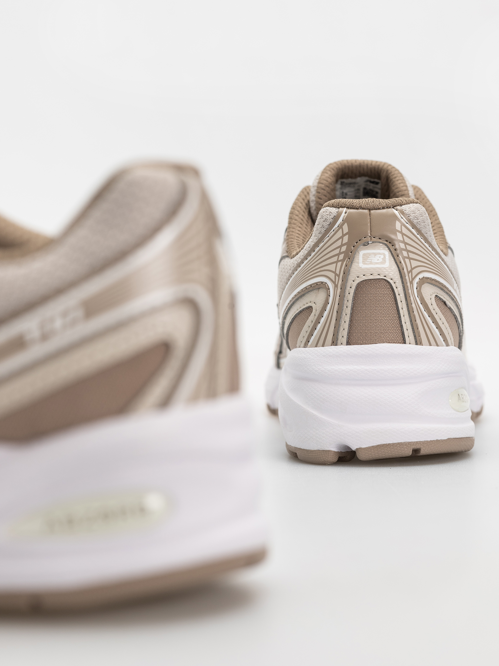 Buty New Balance 740 JR (timberwolf/driftwood)